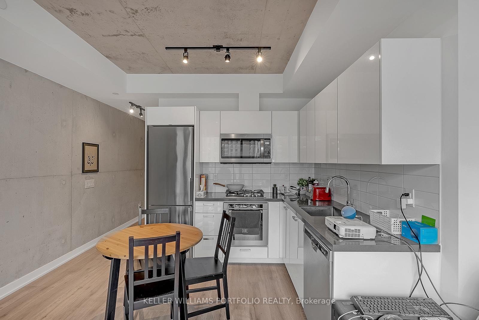 Photo 13 of Unit 615, 55 Ontario Street, Toronto, Moss Park — HOMEH