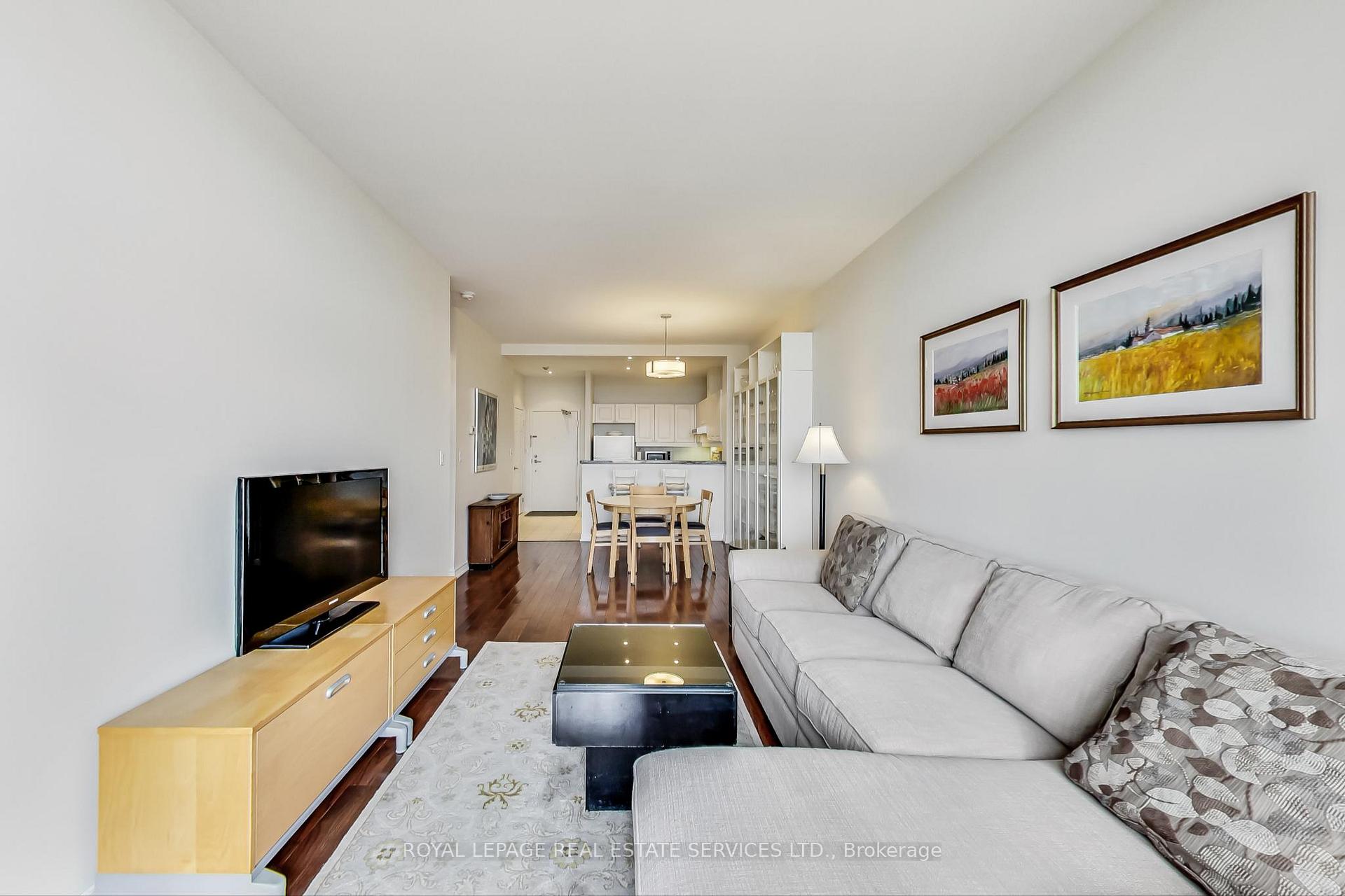 Photo 8 of Unit 618, 1 Leaside Park Drive, Toronto, Leaside — HOMEH