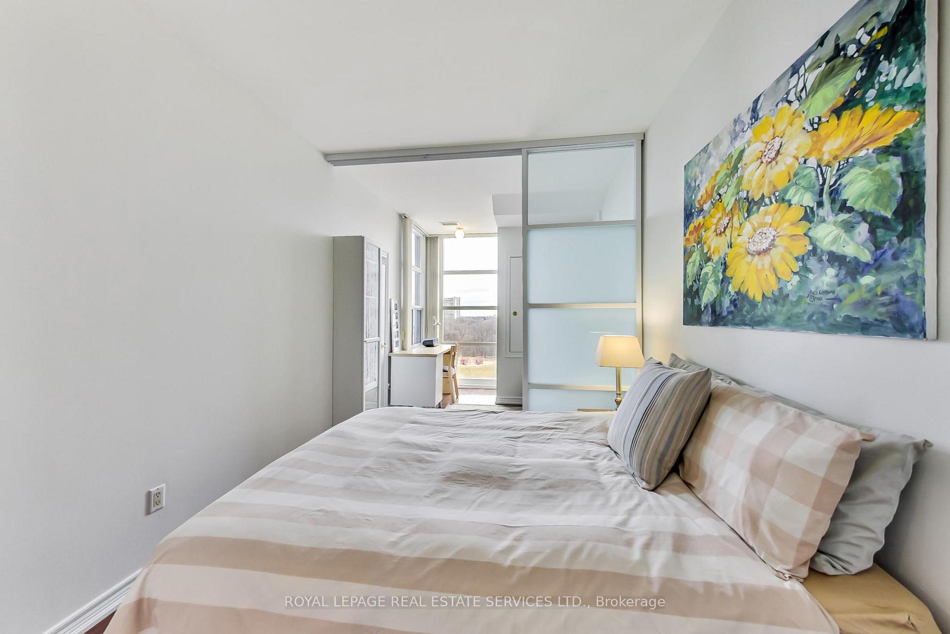 Photo 15 of Unit 618, 1 Leaside Park Drive, Toronto, Leaside — HOMEH