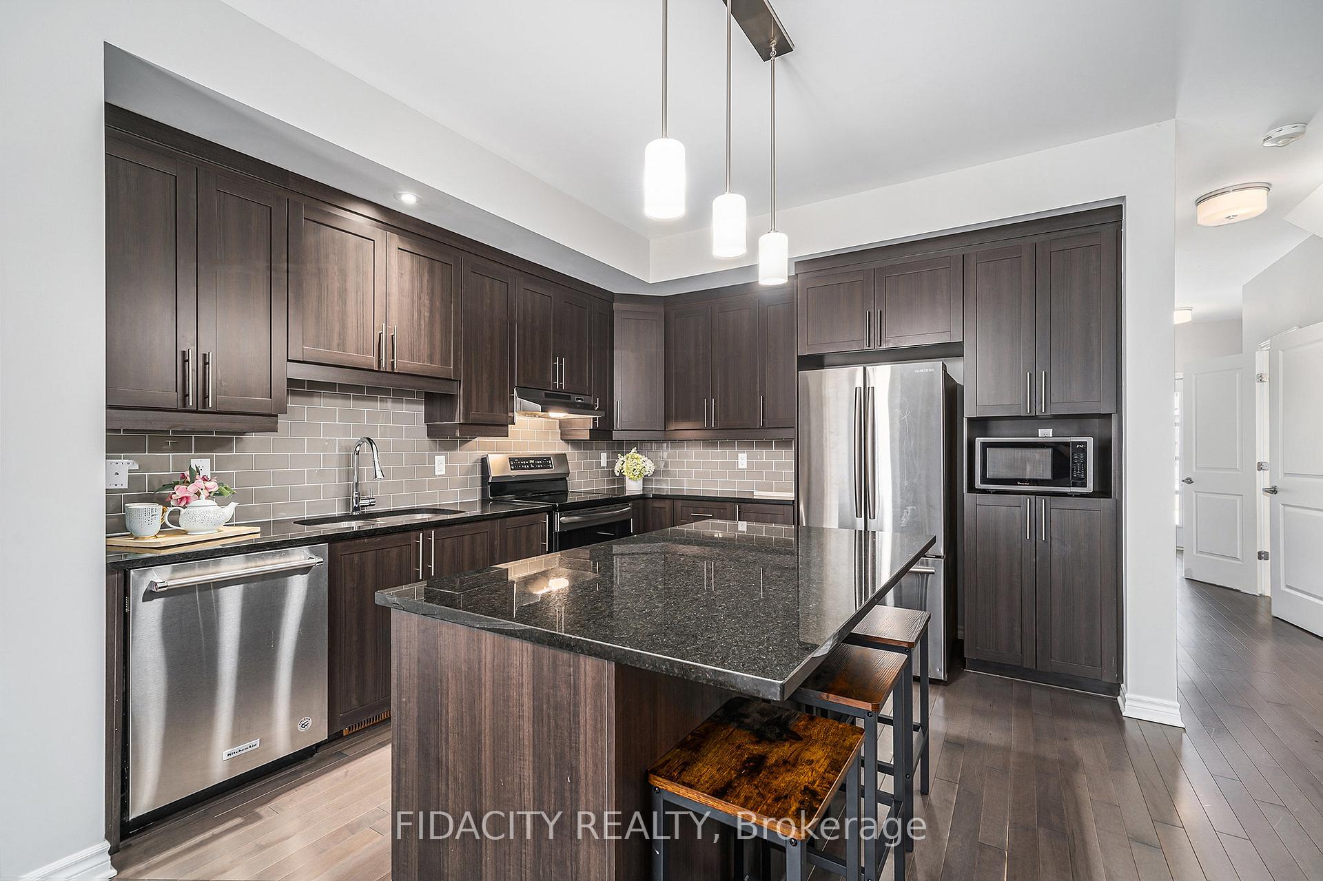 Photo 9 of 233 King Street, Carleton Place — HOMEH
