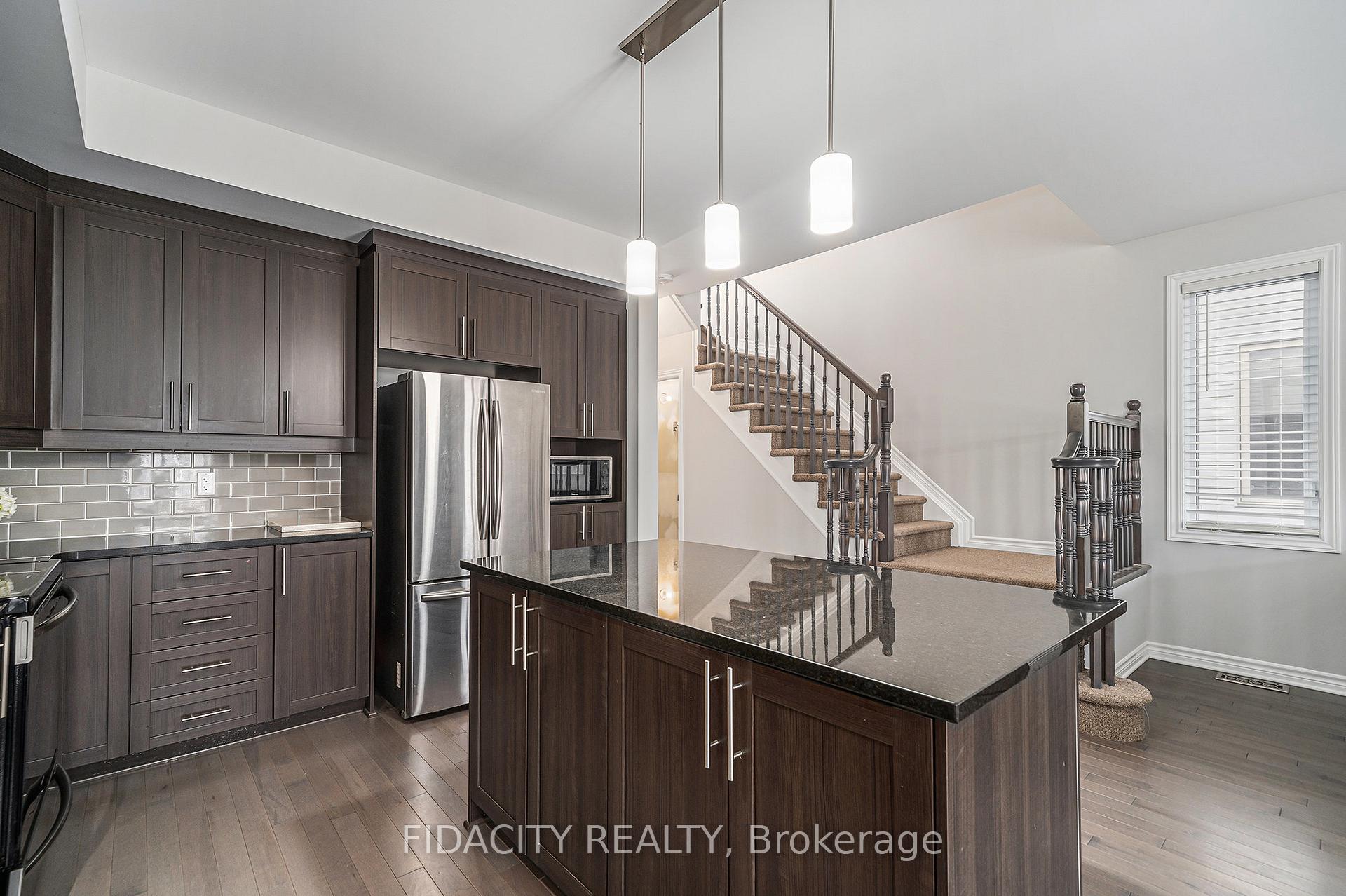 Photo 10 of 233 King Street, Carleton Place — HOMEH