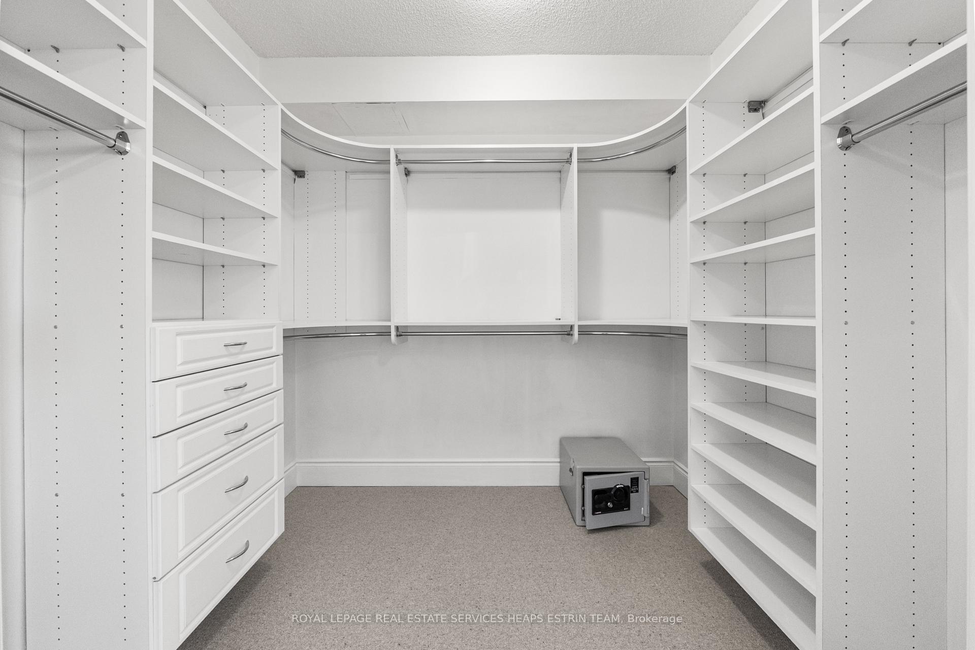 Photo 18 of Unit 922, 3600 Yonge Street, Toronto, Bedford Park-Nortown — HOMEH
