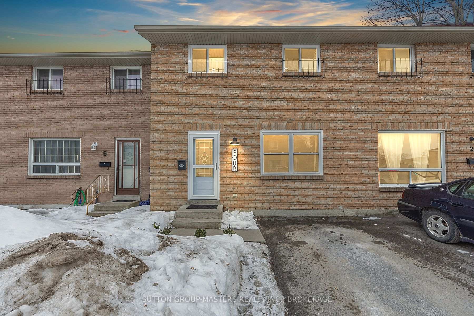 Photo 1 of Unit 71, 4 Rosemund Crescent, Kingston, West of Sir John A. Blvd — HOMEH