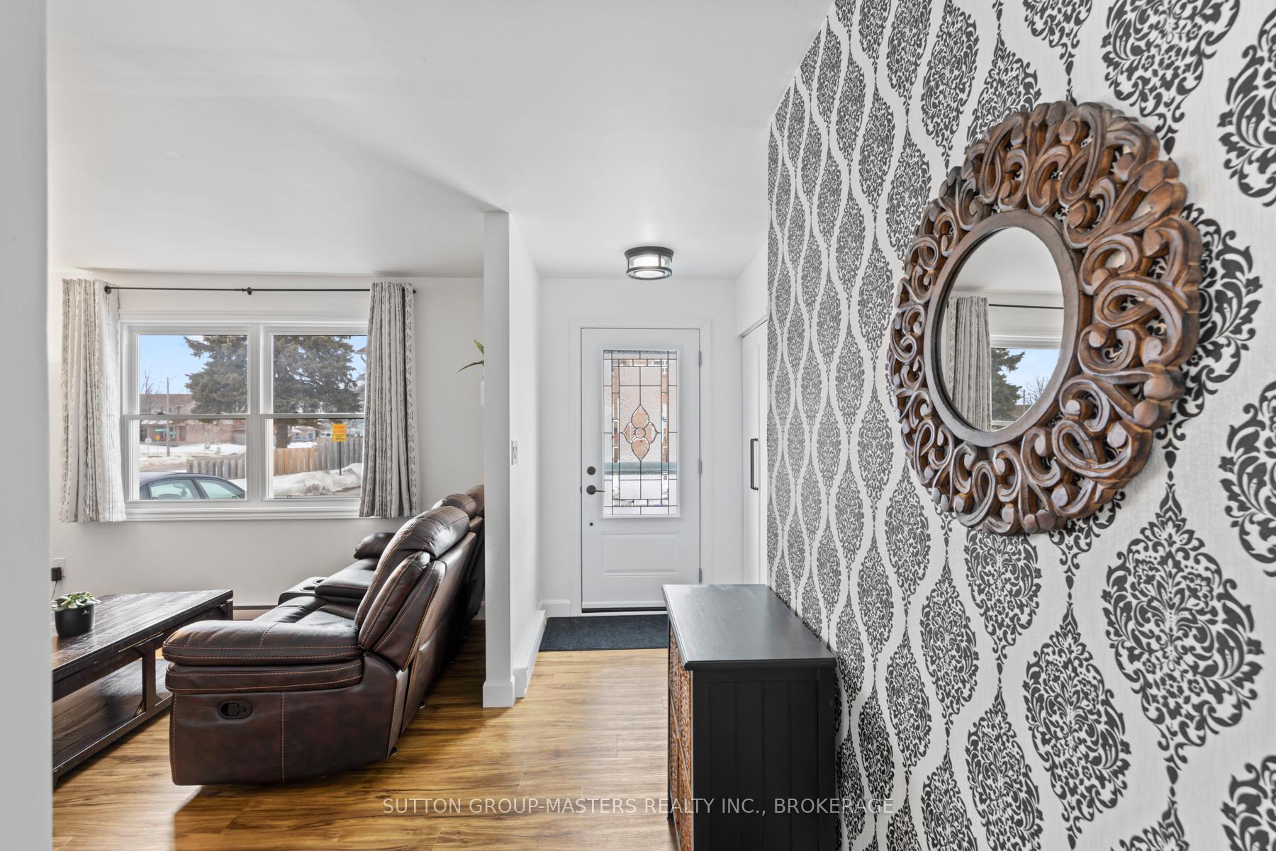 Photo 5 of Unit 71, 4 Rosemund Crescent, Kingston, West of Sir John A. Blvd — HOMEH