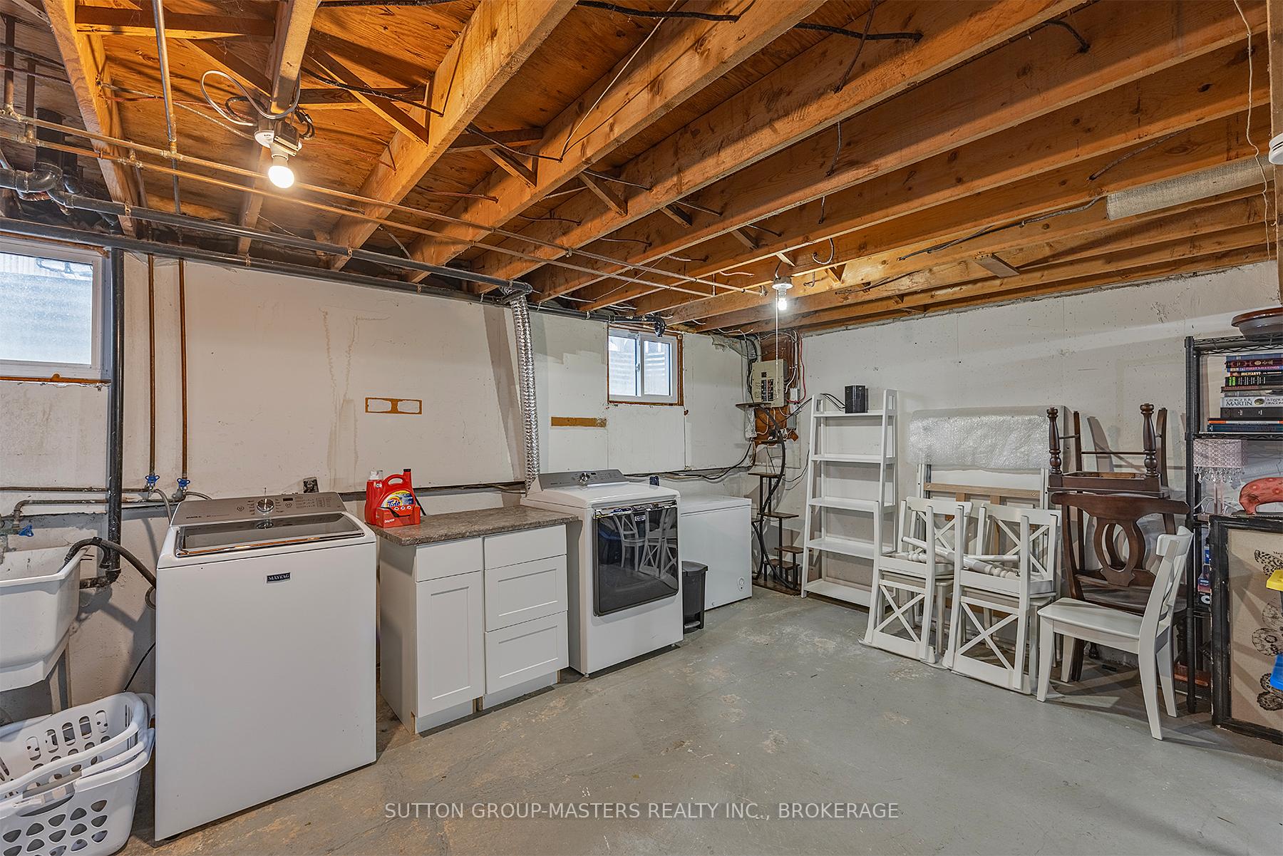 Photo 31 of Unit 71, 4 Rosemund Crescent, Kingston, West of Sir John A. Blvd — HOMEH
