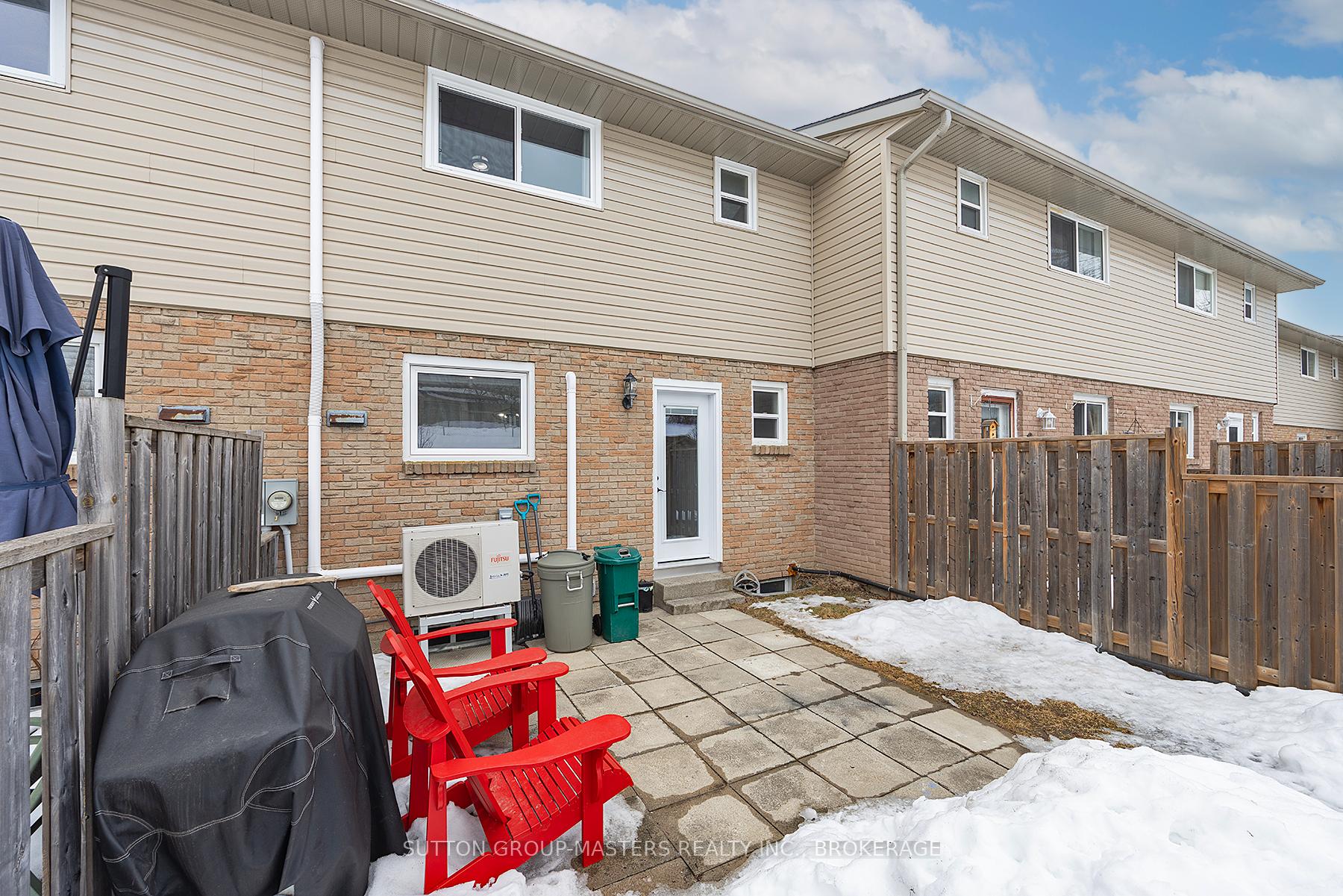 Photo 35 of Unit 71, 4 Rosemund Crescent, Kingston, West of Sir John A. Blvd — HOMEH
