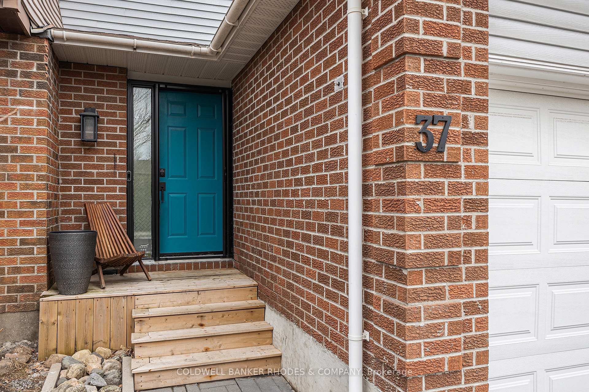 Photo 3 of 37 McCurdy Drive, Ottawa, Kanata - Katimavik — HOMEH