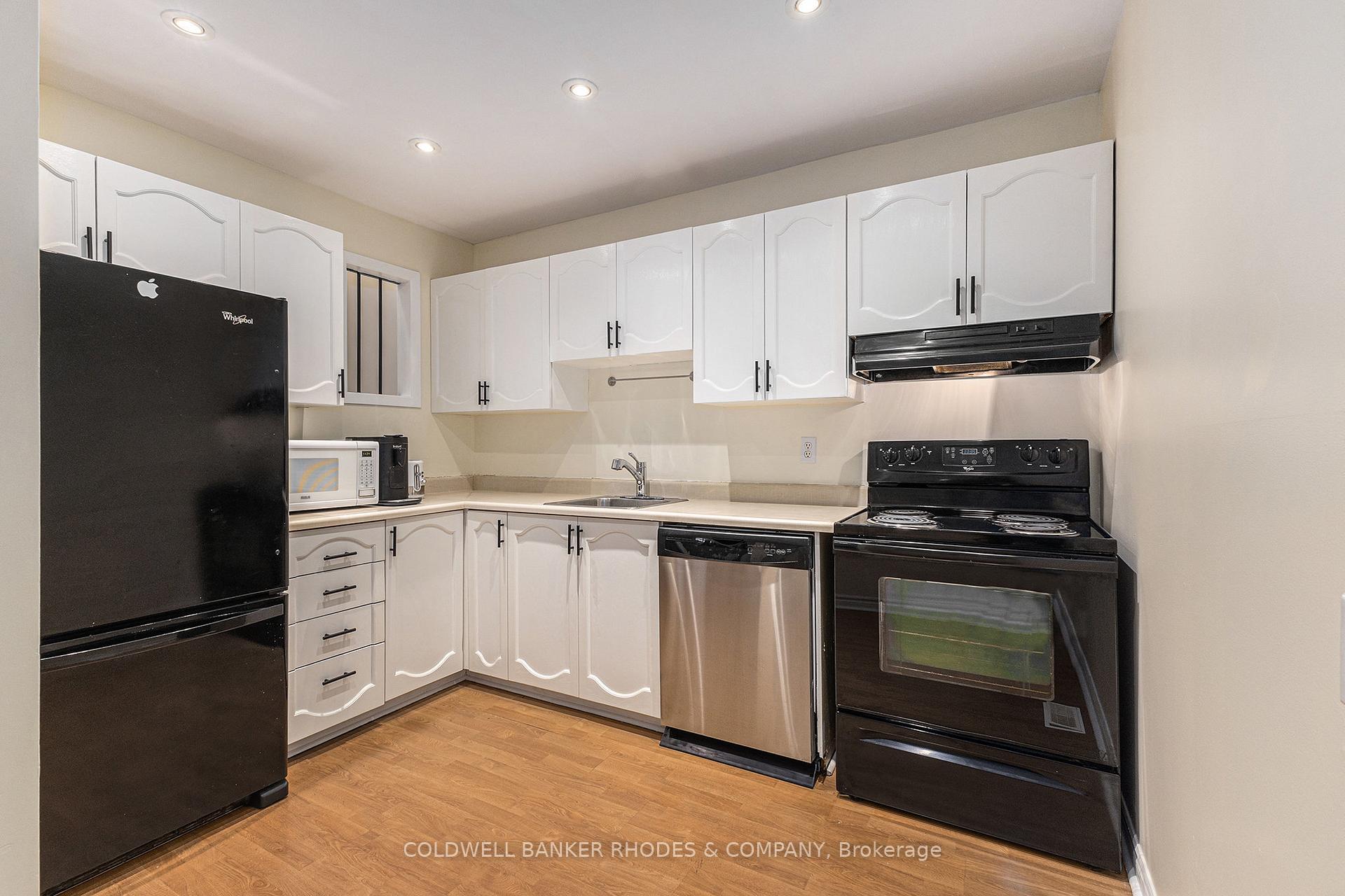 Photo 10 of 37 McCurdy Drive, Ottawa, Kanata - Katimavik — HOMEH