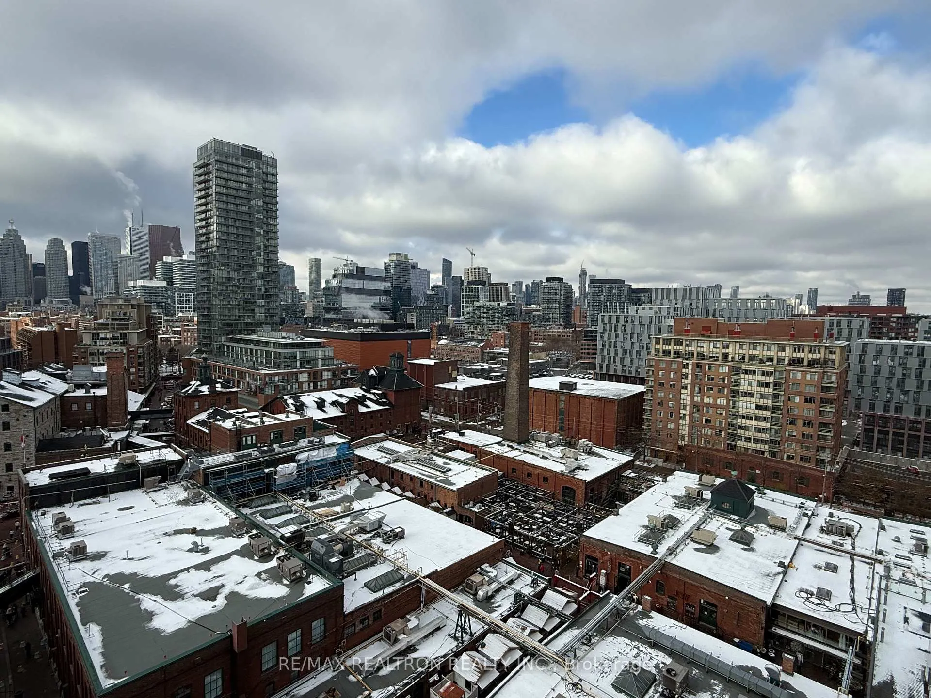 Photo 3 of Unit 1209, 70 Distillery Lane, Toronto, Waterfront Communities — HOMEH