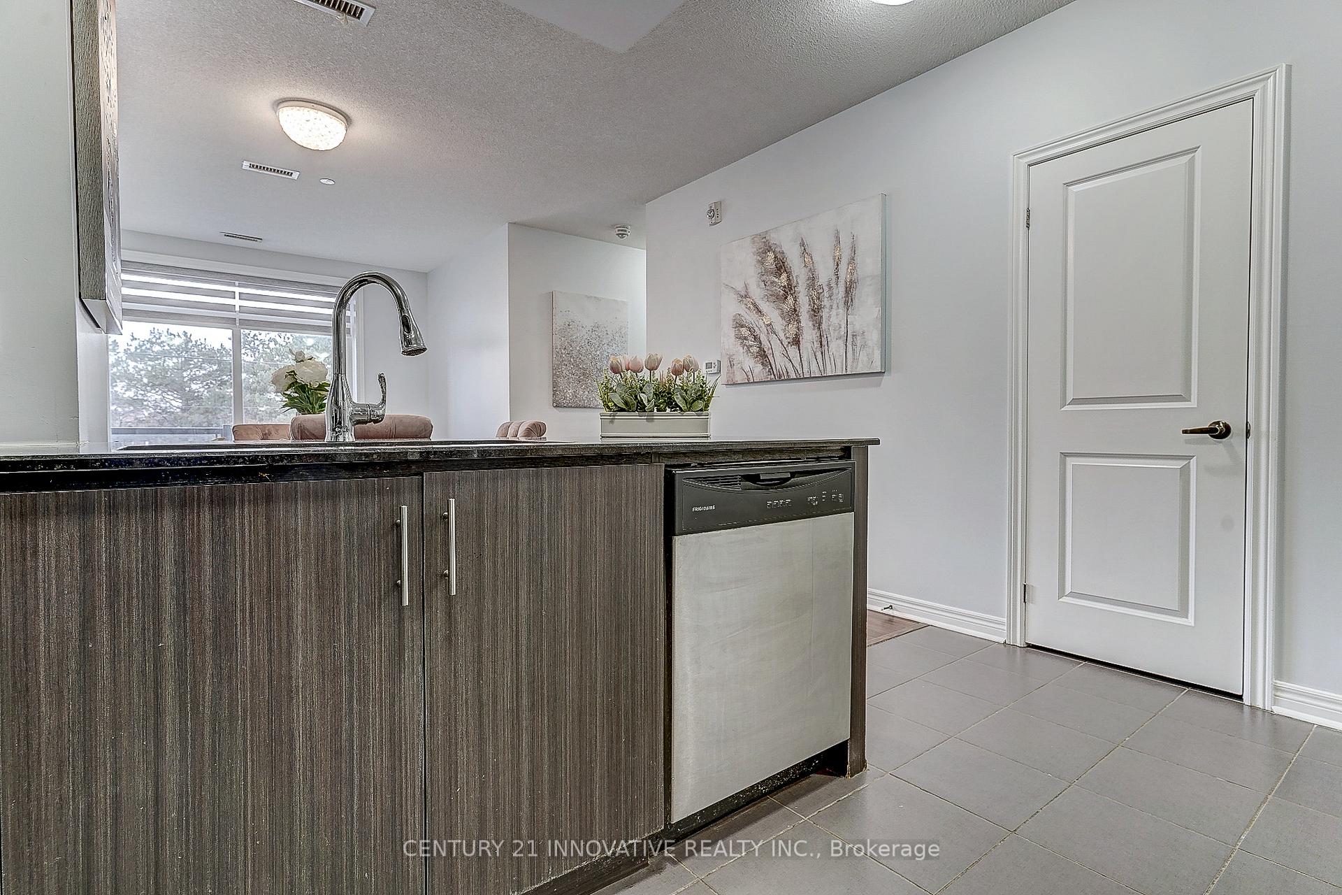 Photo 13 of Unit 225, 7325 Markham Road, Markham, Cedarwood — HOMEH