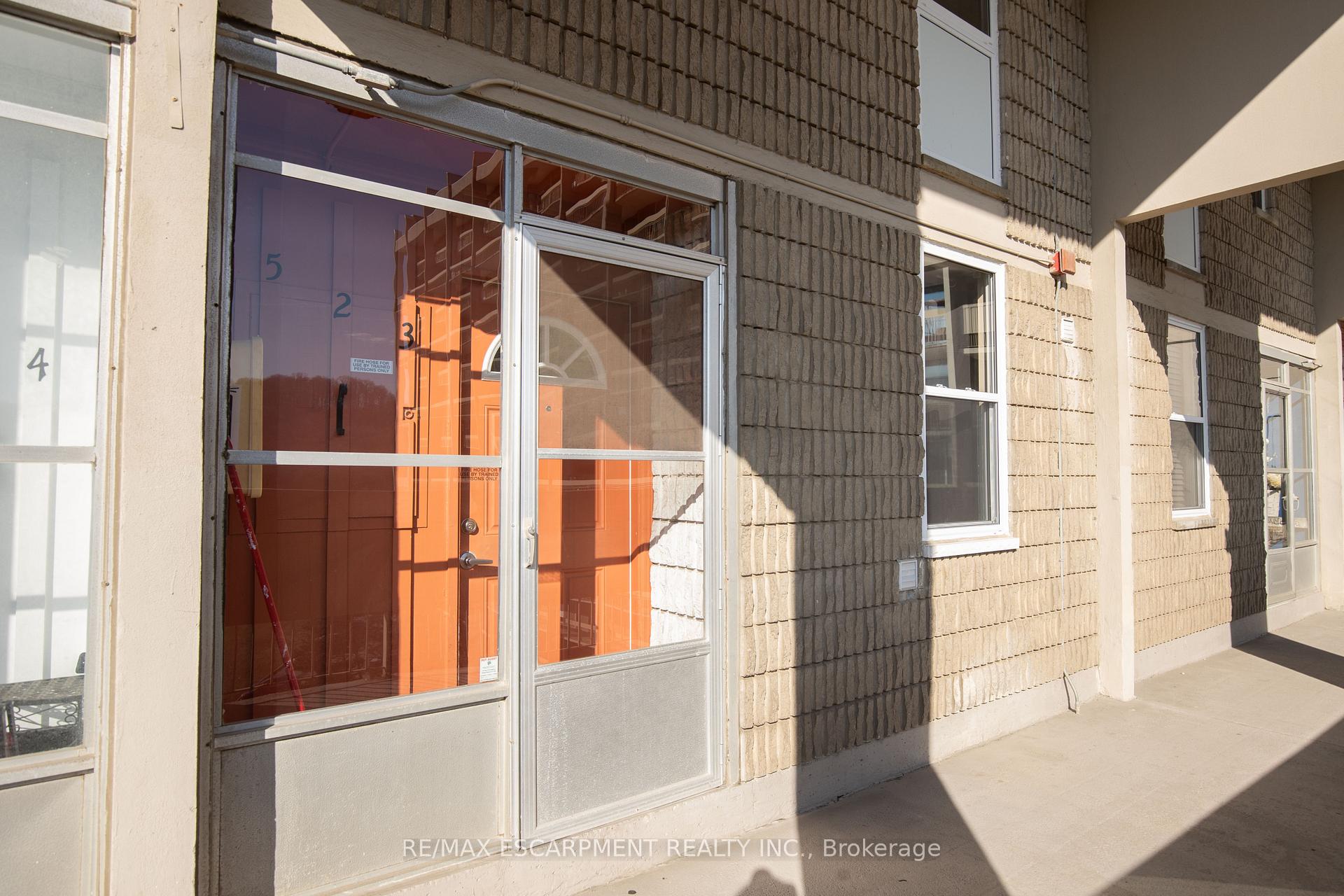 Photo 4 of Unit 523, 350 Quigley Road, Hamilton, Vincent — HOMEH