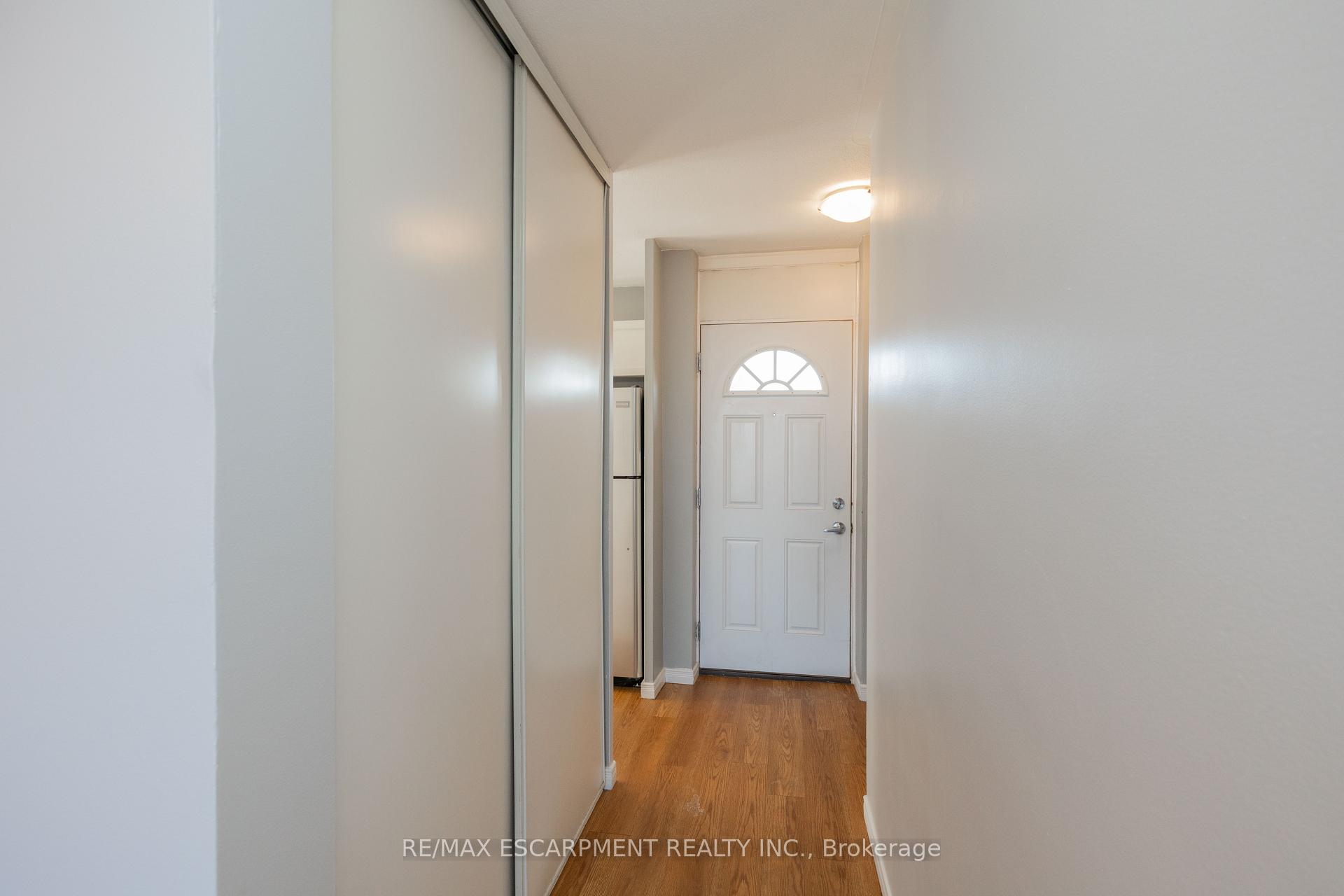 Photo 5 of Unit 523, 350 Quigley Road, Hamilton, Vincent — HOMEH