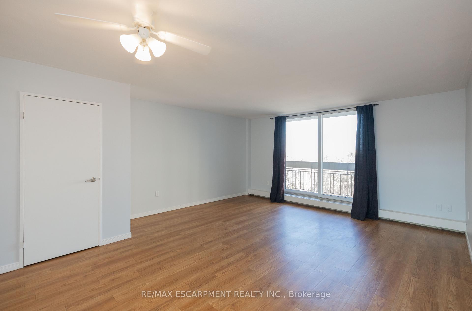 Photo 16 of Unit 523, 350 Quigley Road, Hamilton, Vincent — HOMEH