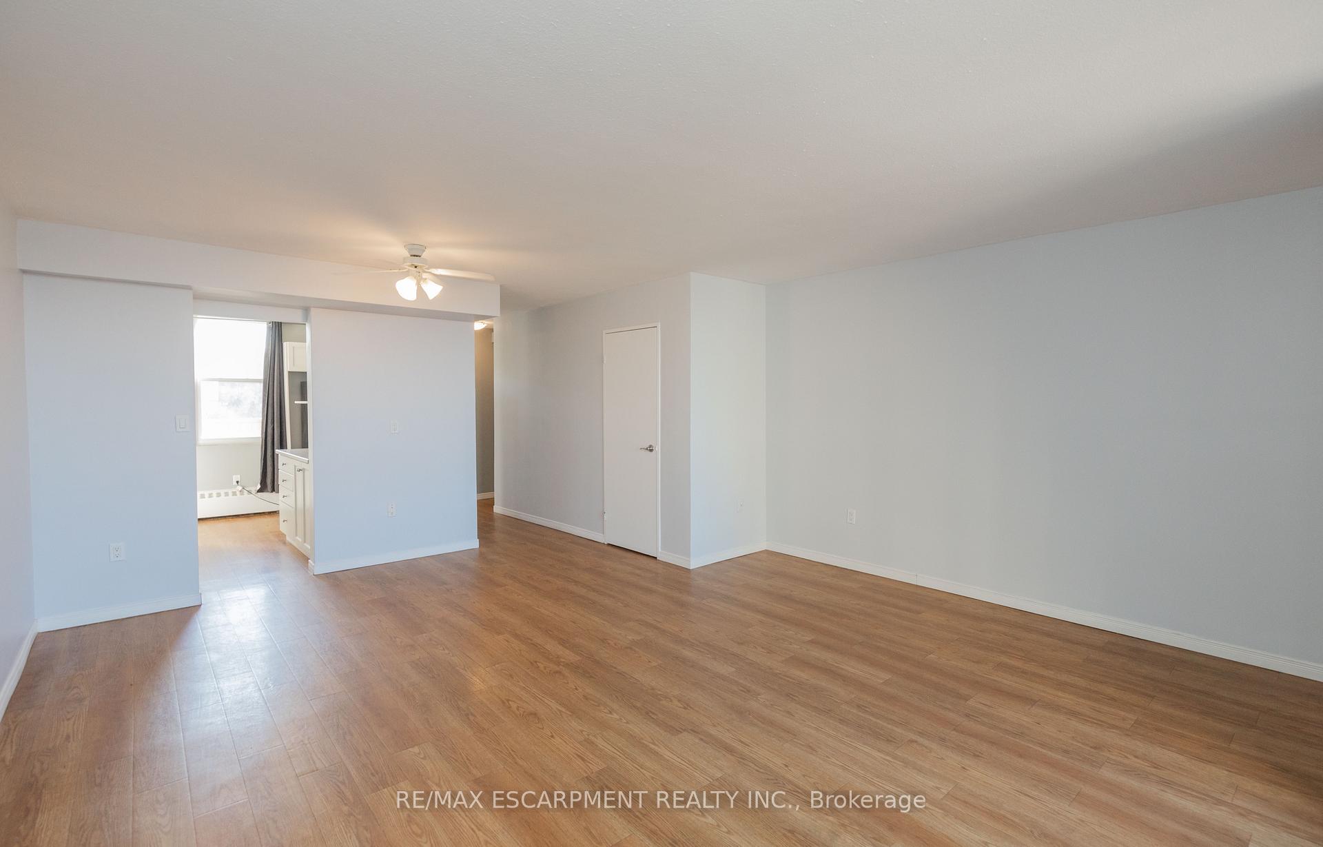 Photo 17 of Unit 523, 350 Quigley Road, Hamilton, Vincent — HOMEH