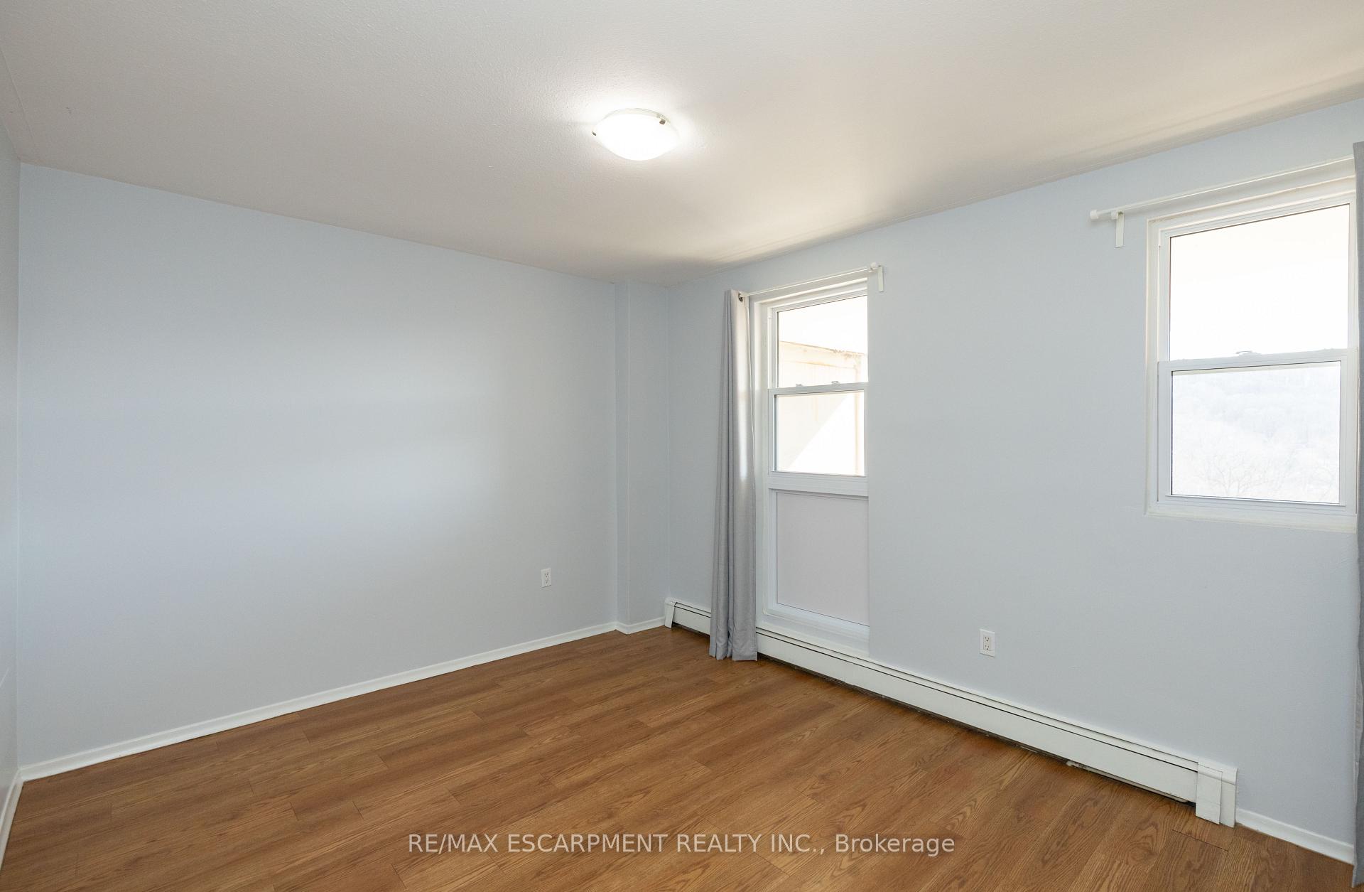 Photo 22 of Unit 523, 350 Quigley Road, Hamilton, Vincent — HOMEH