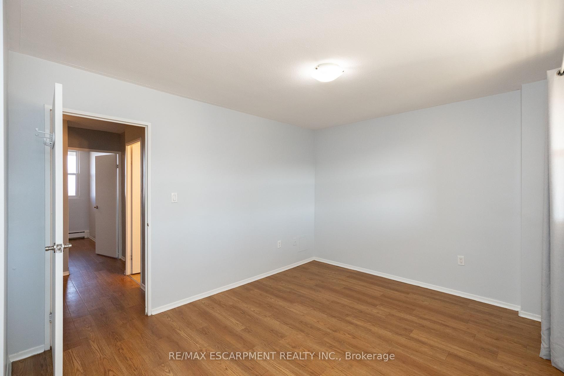 Photo 24 of Unit 523, 350 Quigley Road, Hamilton, Vincent — HOMEH