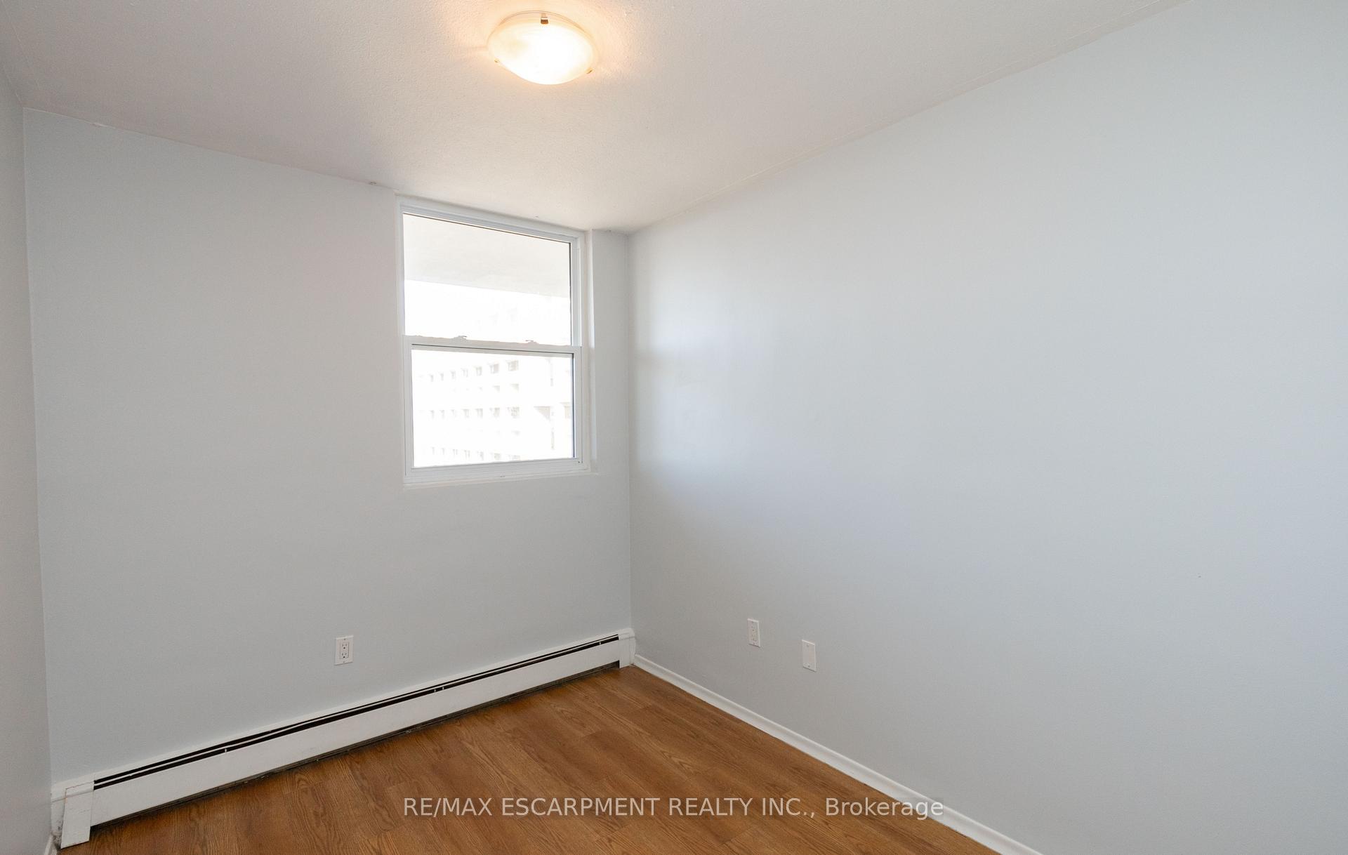 Photo 26 of Unit 523, 350 Quigley Road, Hamilton, Vincent — HOMEH
