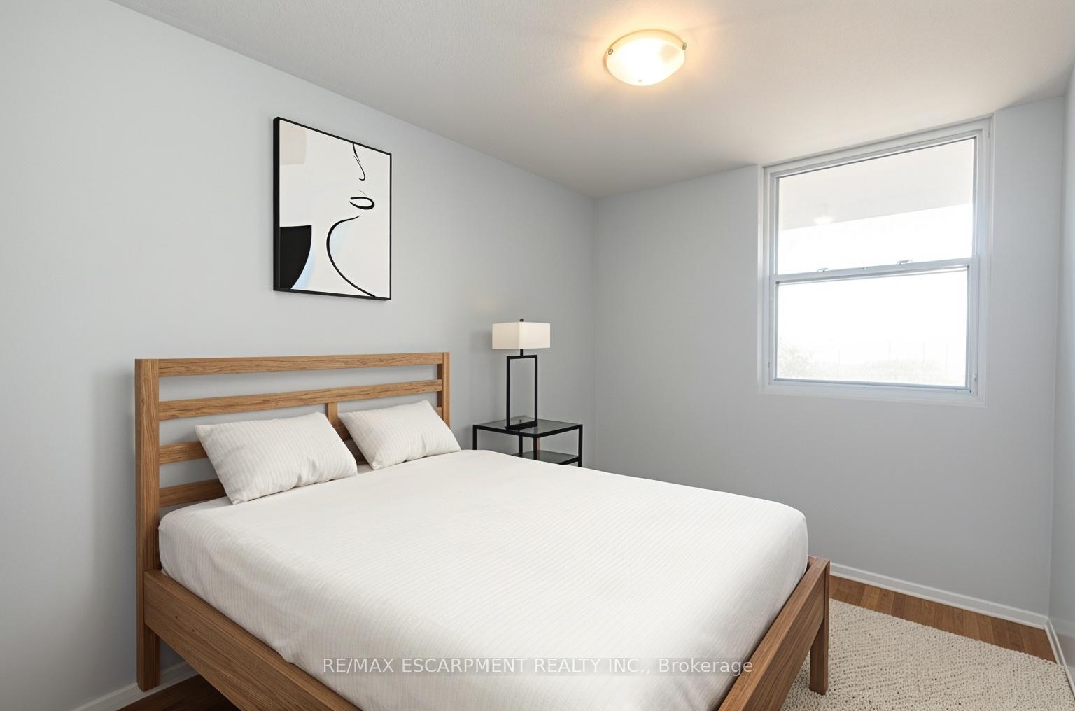 Photo 27 of Unit 523, 350 Quigley Road, Hamilton, Vincent — HOMEH