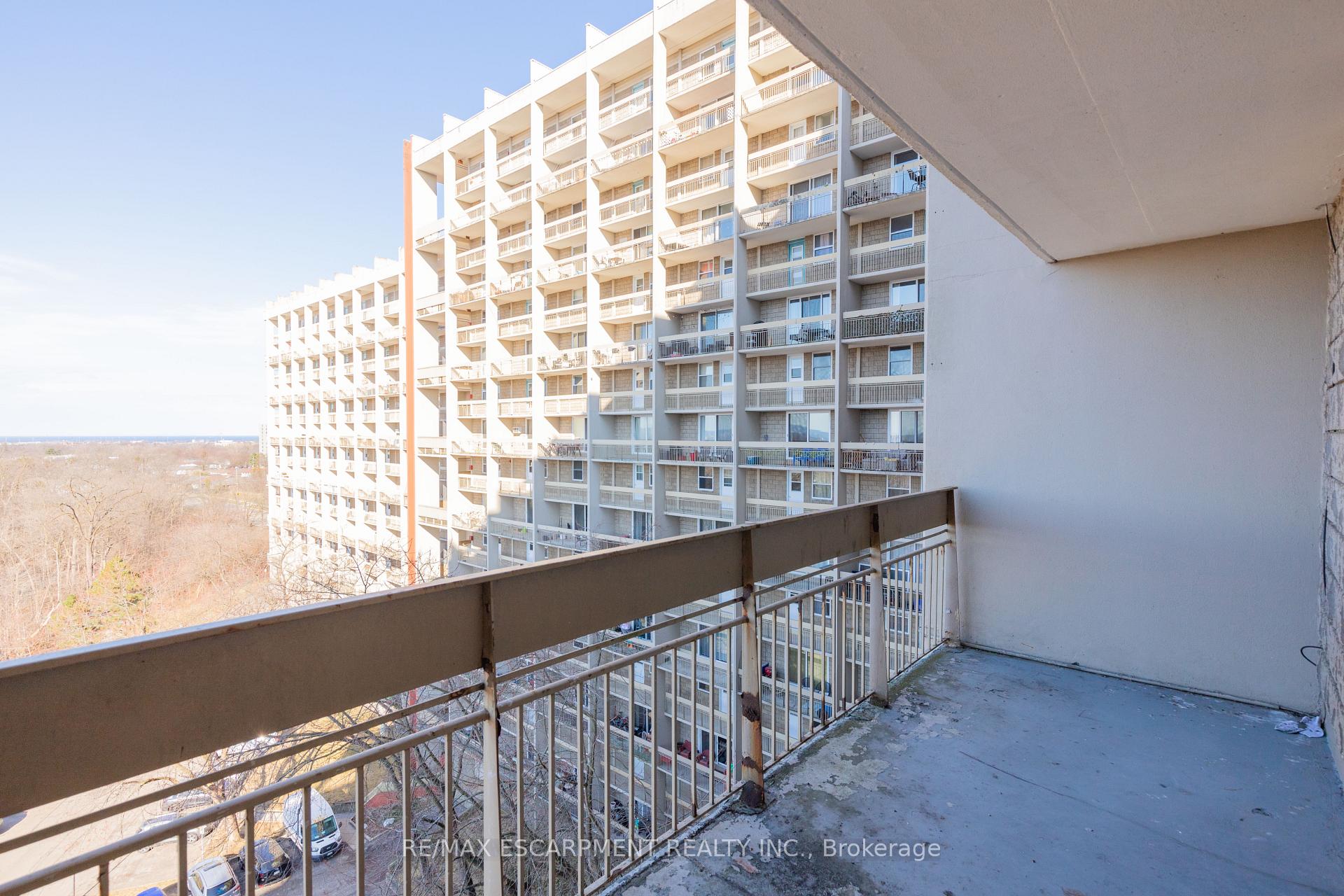 Photo 39 of Unit 523, 350 Quigley Road, Hamilton, Vincent — HOMEH