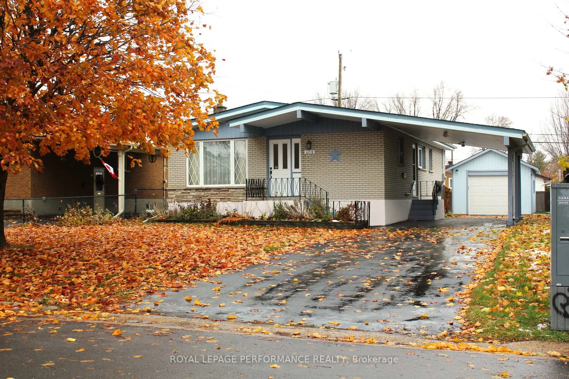 Photo 4 of 408 Beach Avenue, Cornwall — HOMEH