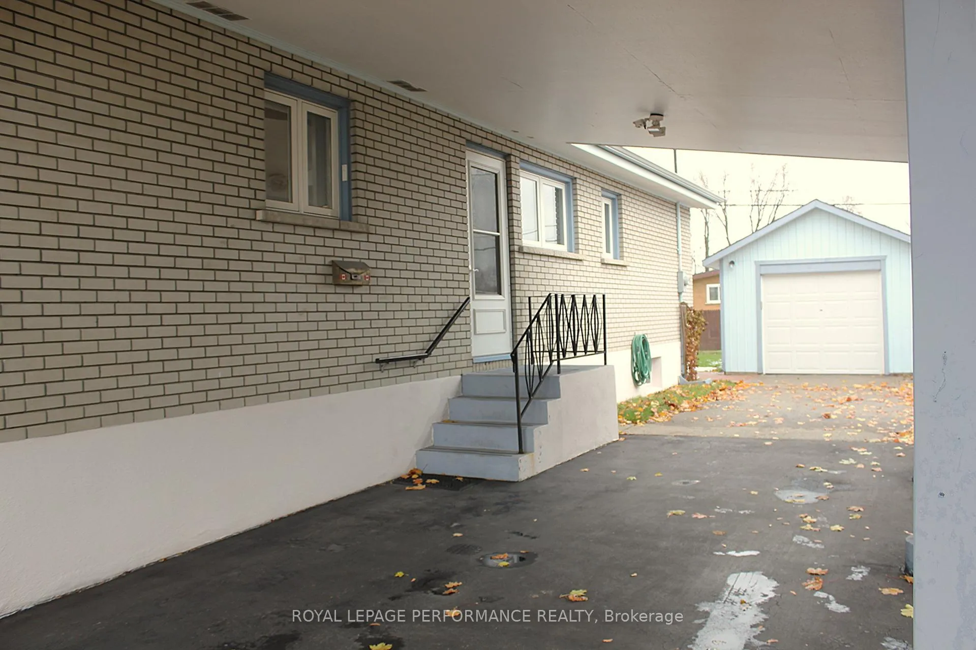 Photo 6 of 408 Beach Avenue, Cornwall — HOMEH