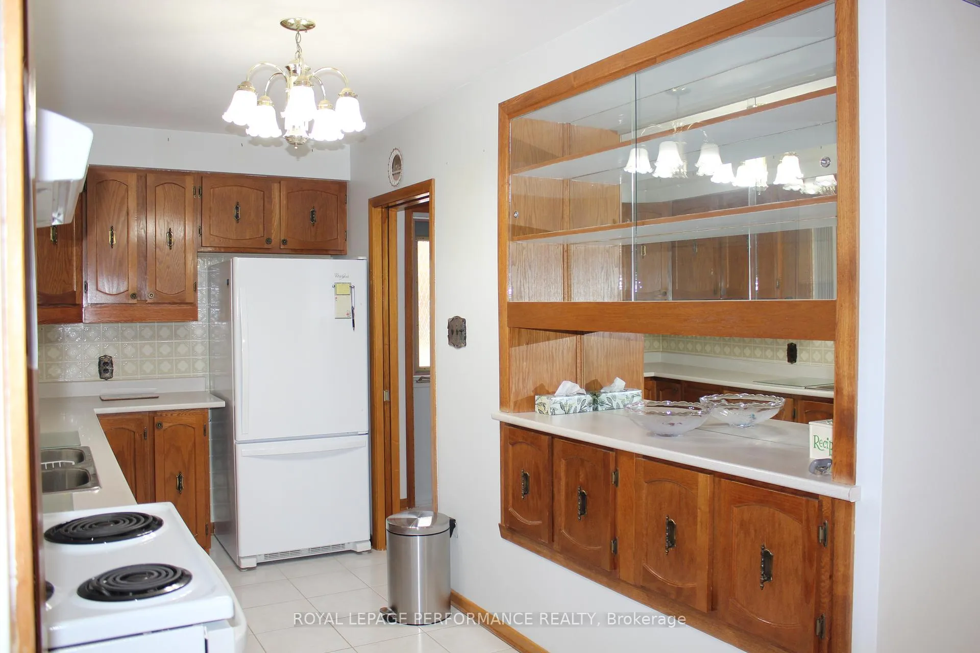 Photo 9 of 408 Beach Avenue, Cornwall — HOMEH
