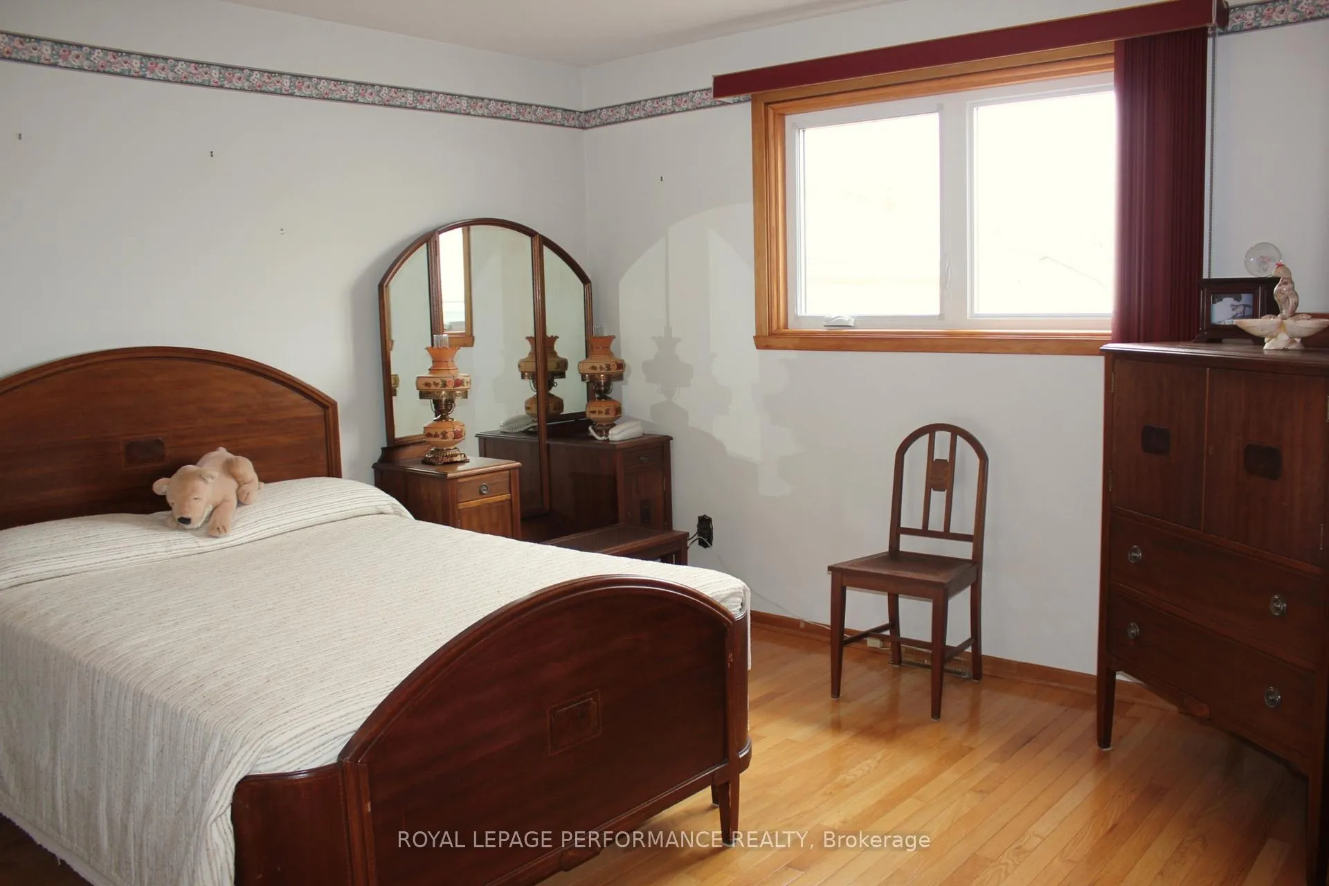 Photo 24 of 408 Beach Avenue, Cornwall — HOMEH