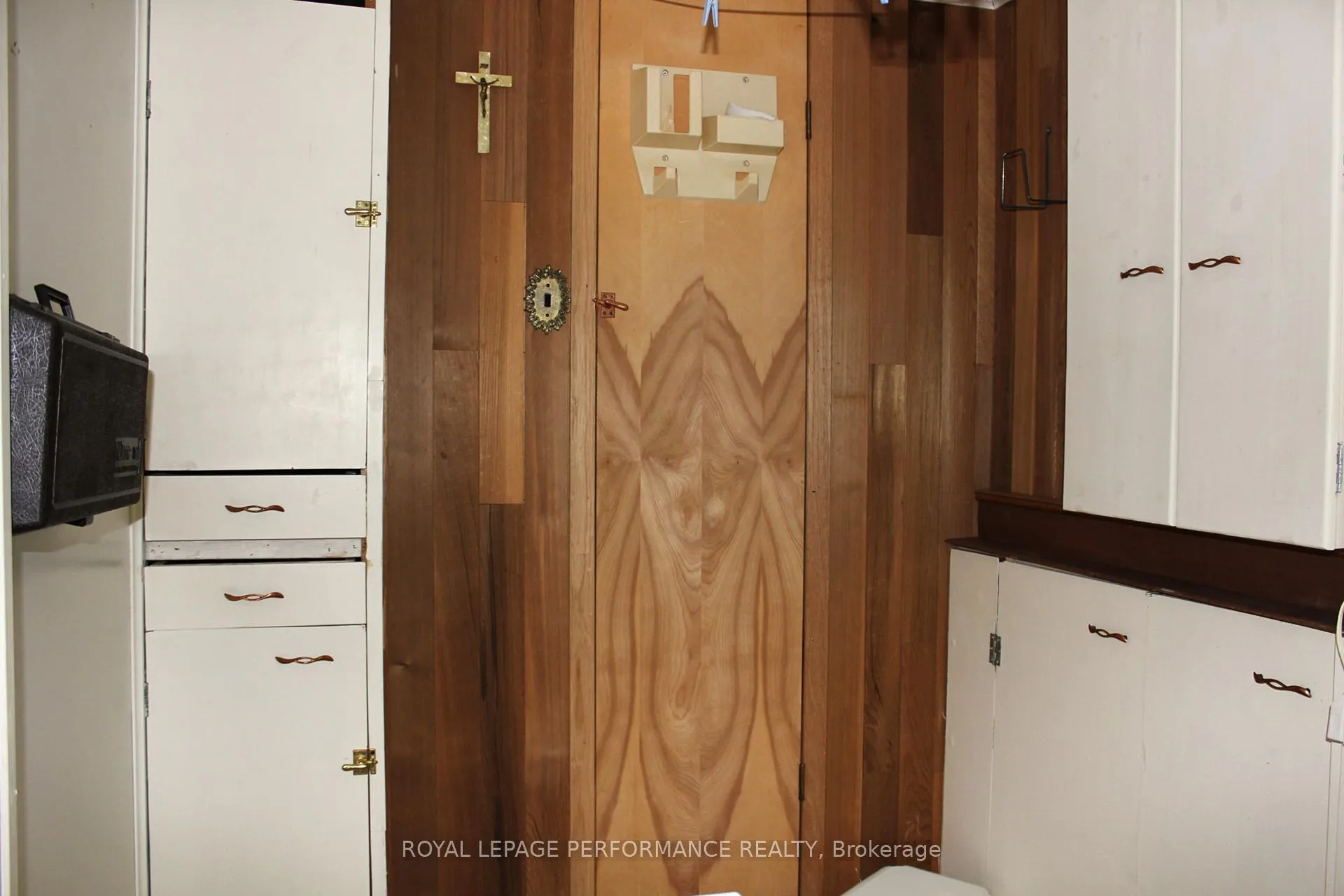 Photo 35 of 408 Beach Avenue, Cornwall — HOMEH
