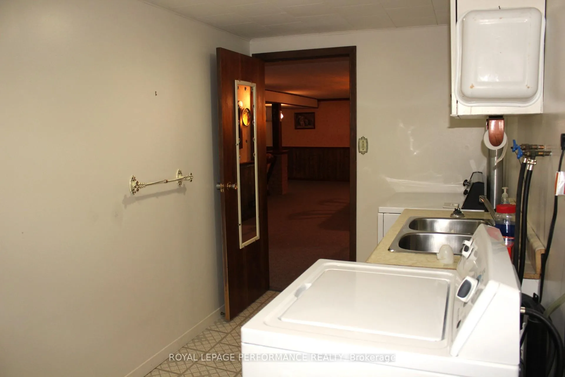 Photo 36 of 408 Beach Avenue, Cornwall — HOMEH