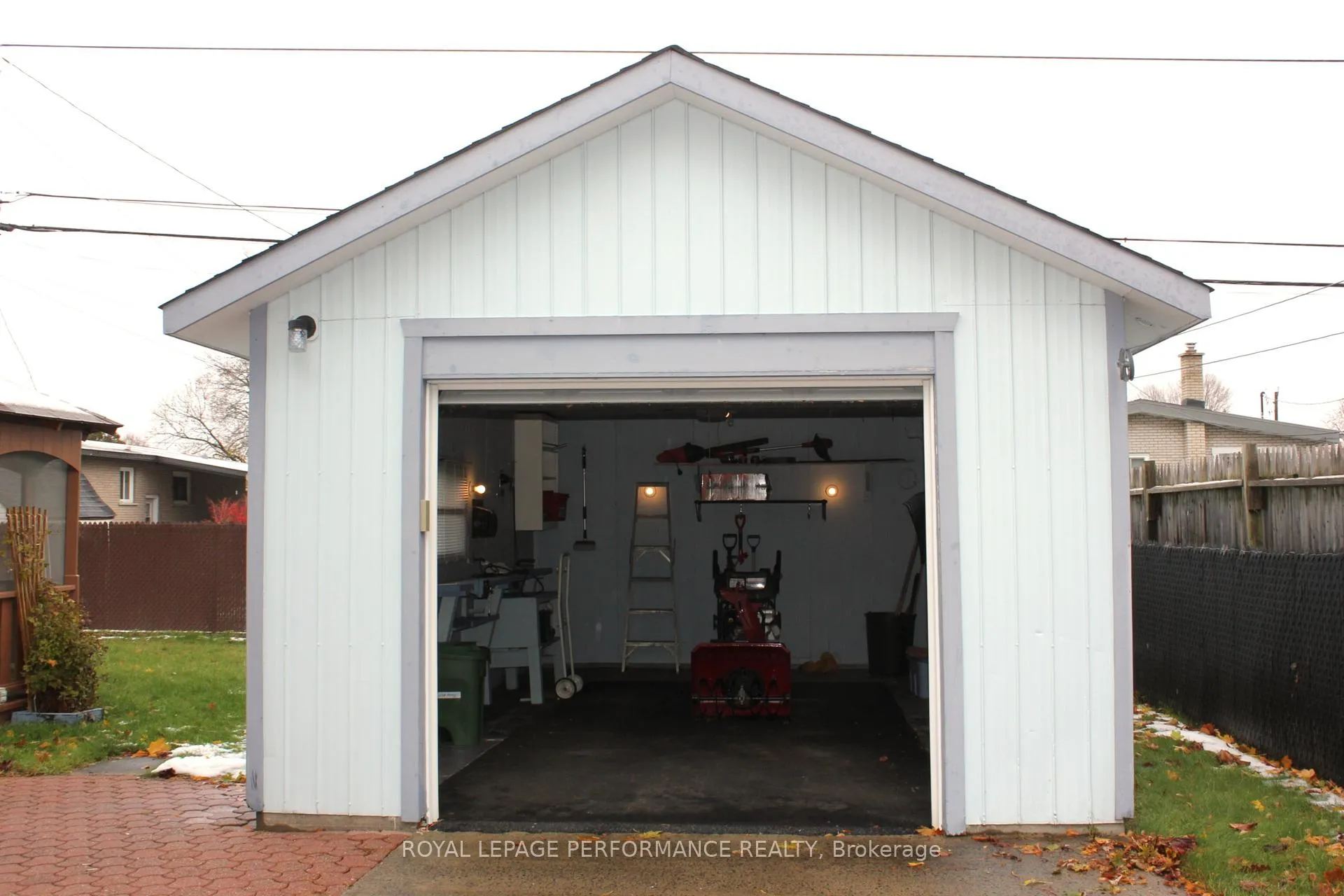 Photo 41 of 408 Beach Avenue, Cornwall — HOMEH