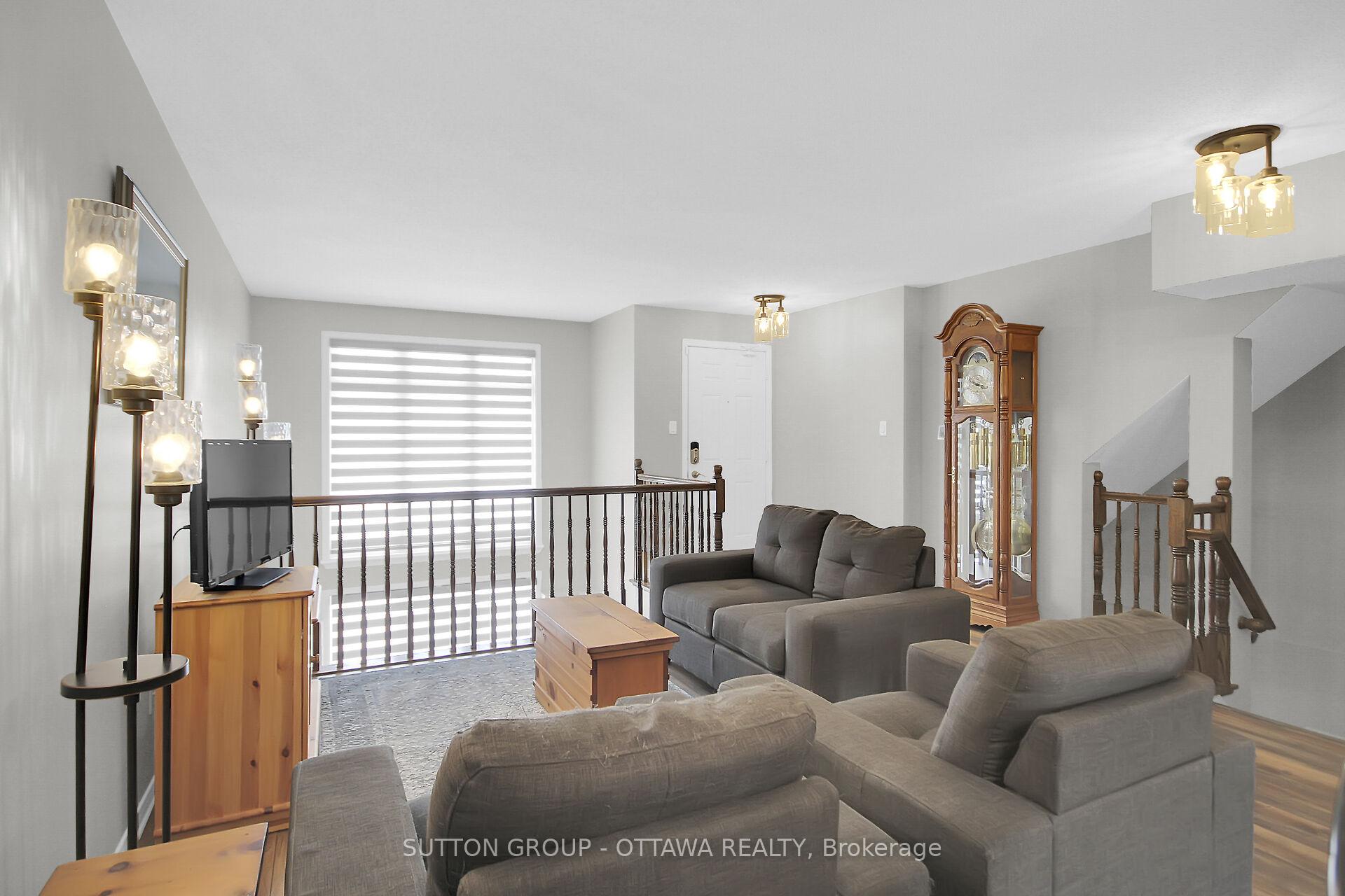 Photo 10 of Unit 8, 216 Keltie Private, Ottawa, Barrhaven - Longfields — HOMEH