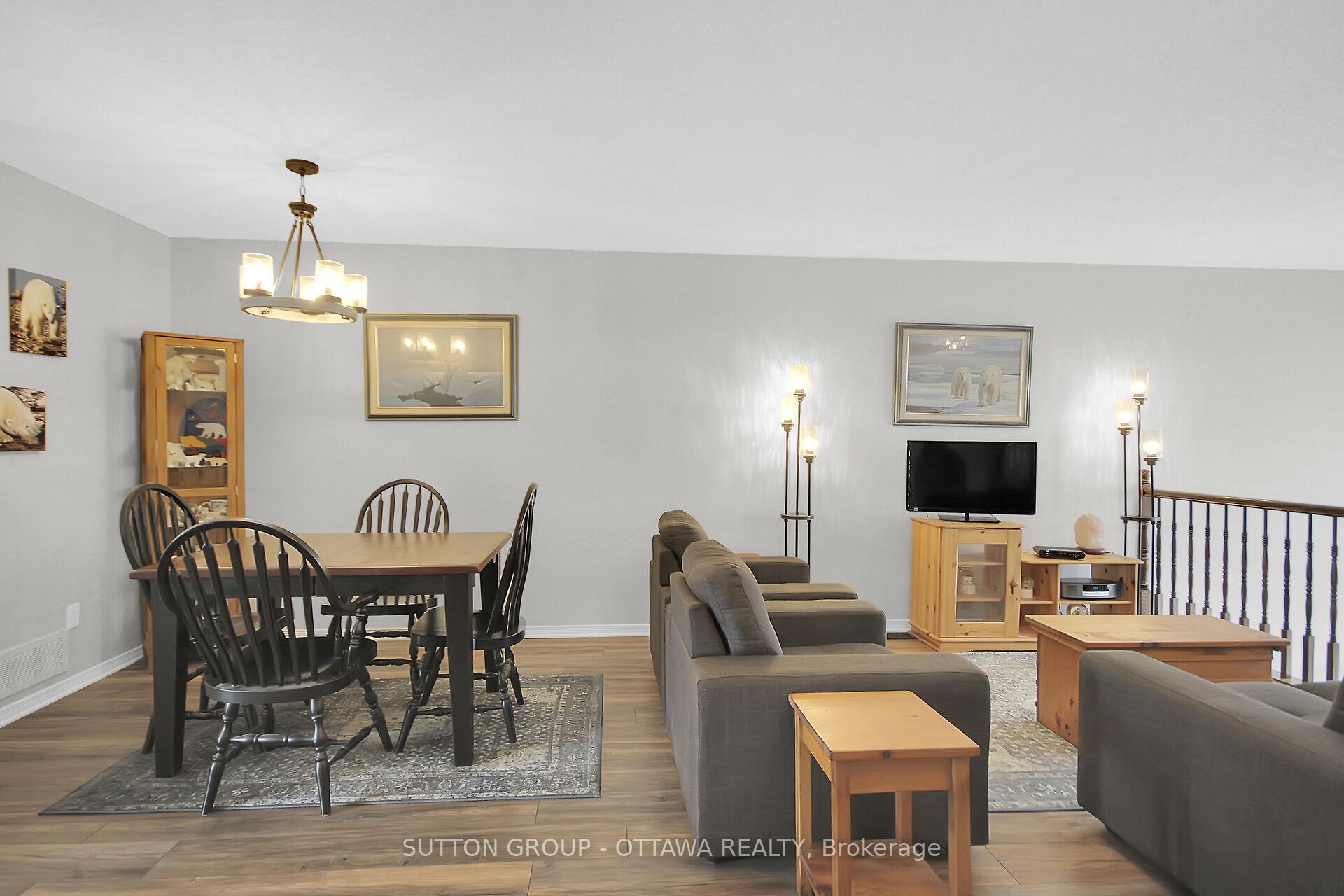 Photo 13 of Unit 8, 216 Keltie Private, Ottawa, Barrhaven - Longfields — HOMEH