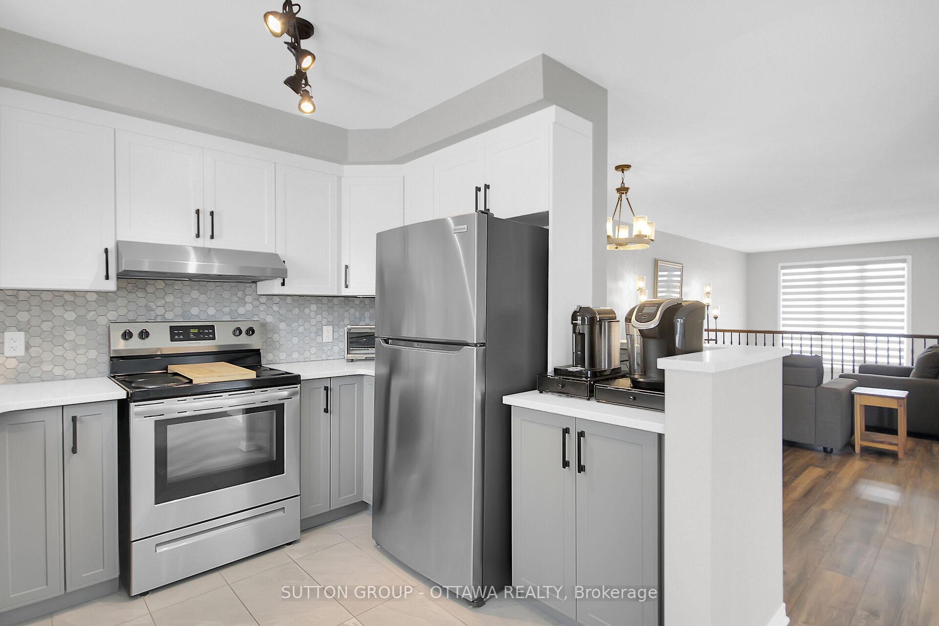 Photo 18 of Unit 8, 216 Keltie Private, Ottawa, Barrhaven - Longfields — HOMEH