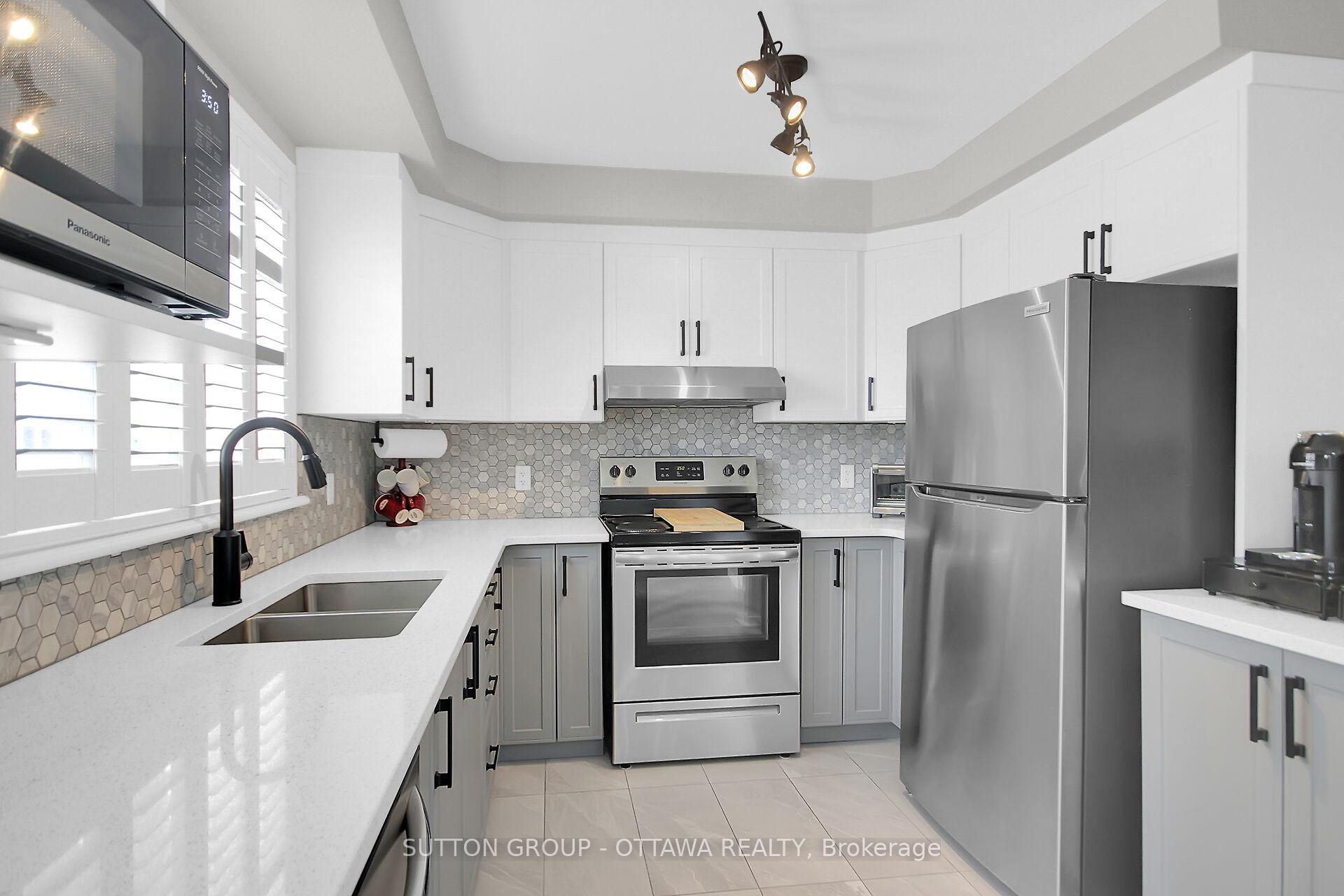 Photo 21 of Unit 8, 216 Keltie Private, Ottawa, Barrhaven - Longfields — HOMEH