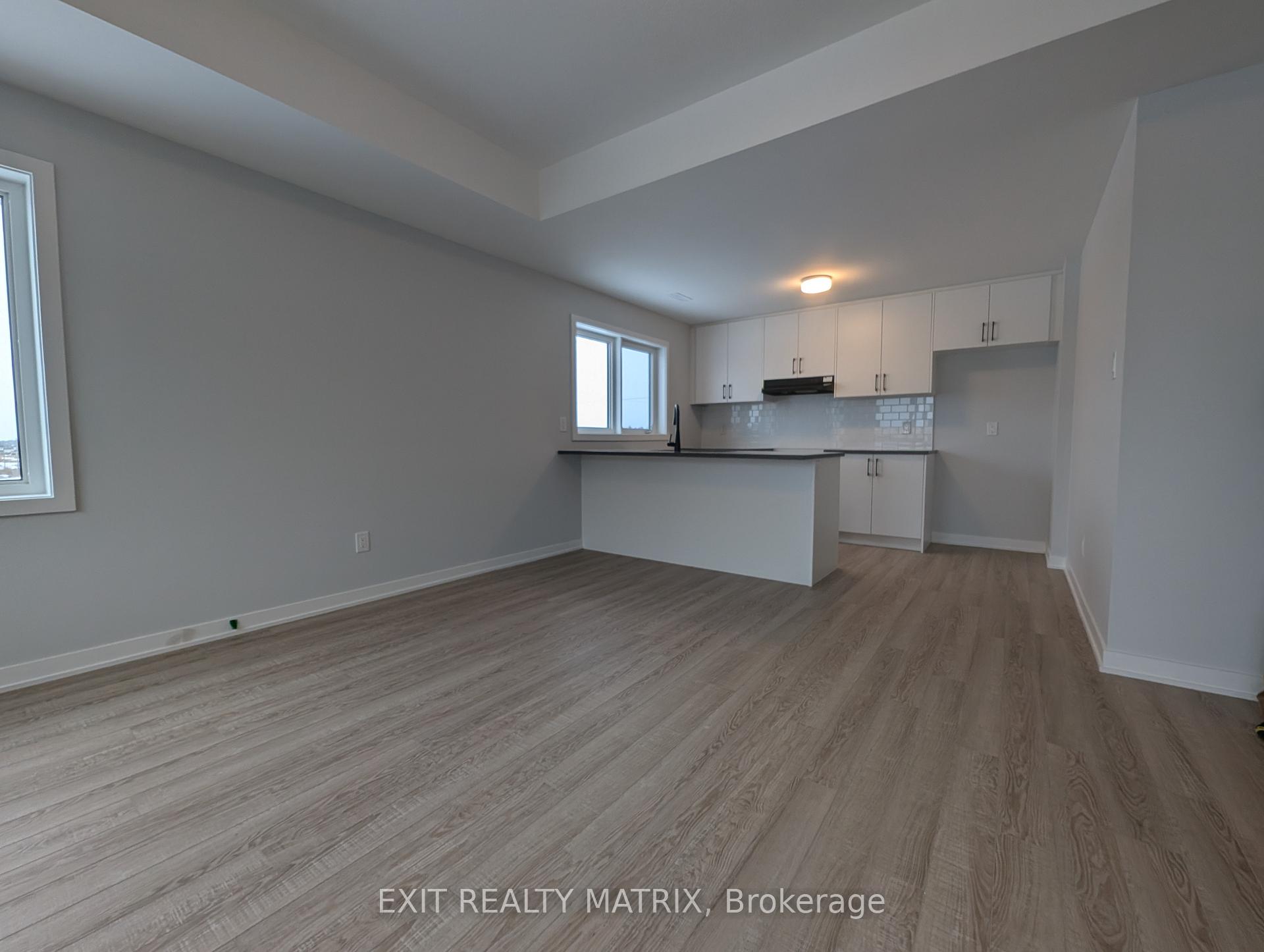 Photo 2 of 312 Parnian Private, Ottawa, Barrhaven - Half Moon Bay — HOMEH