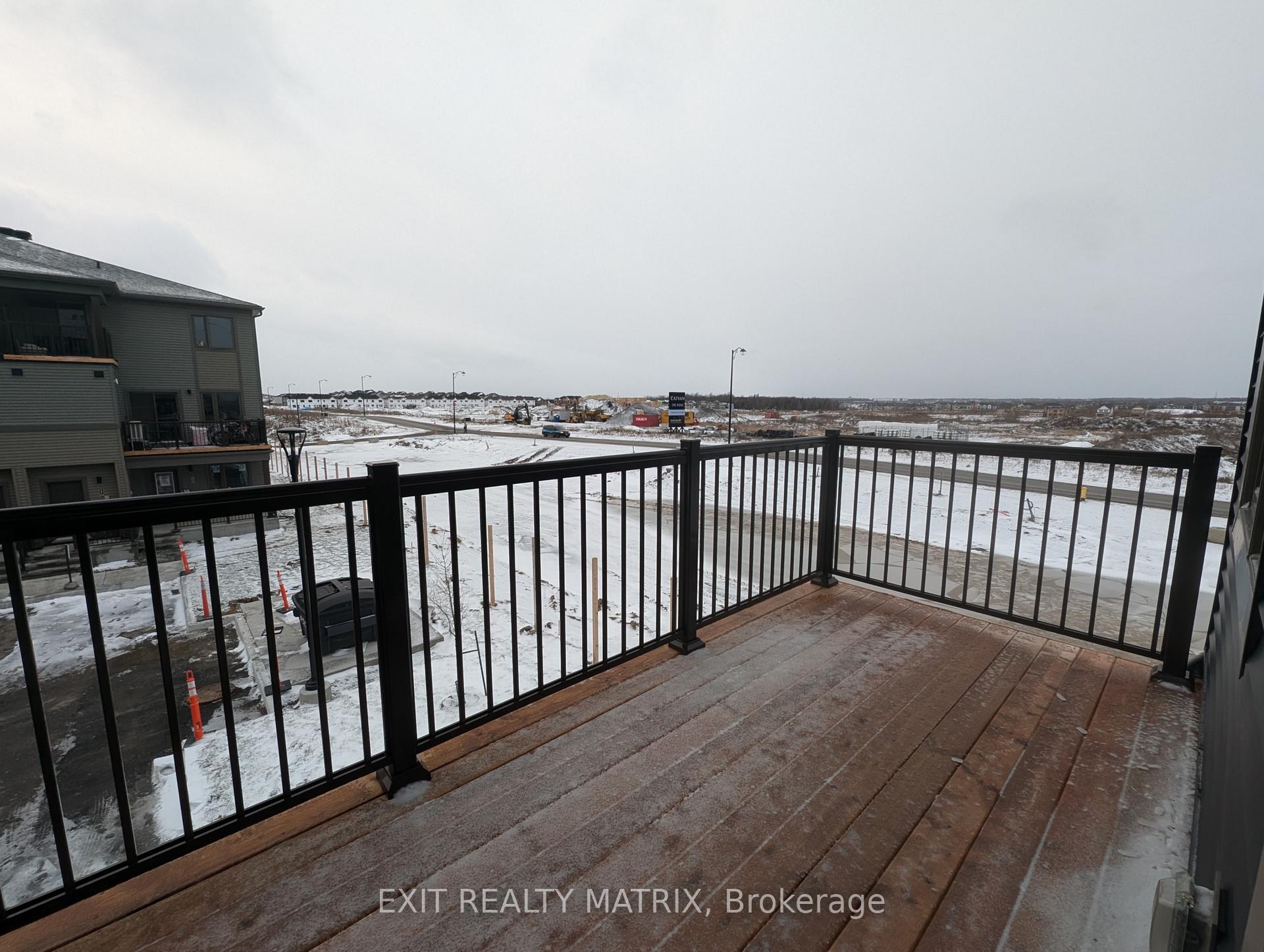 Photo 5 of 312 Parnian Private, Ottawa, Barrhaven - Half Moon Bay — HOMEH
