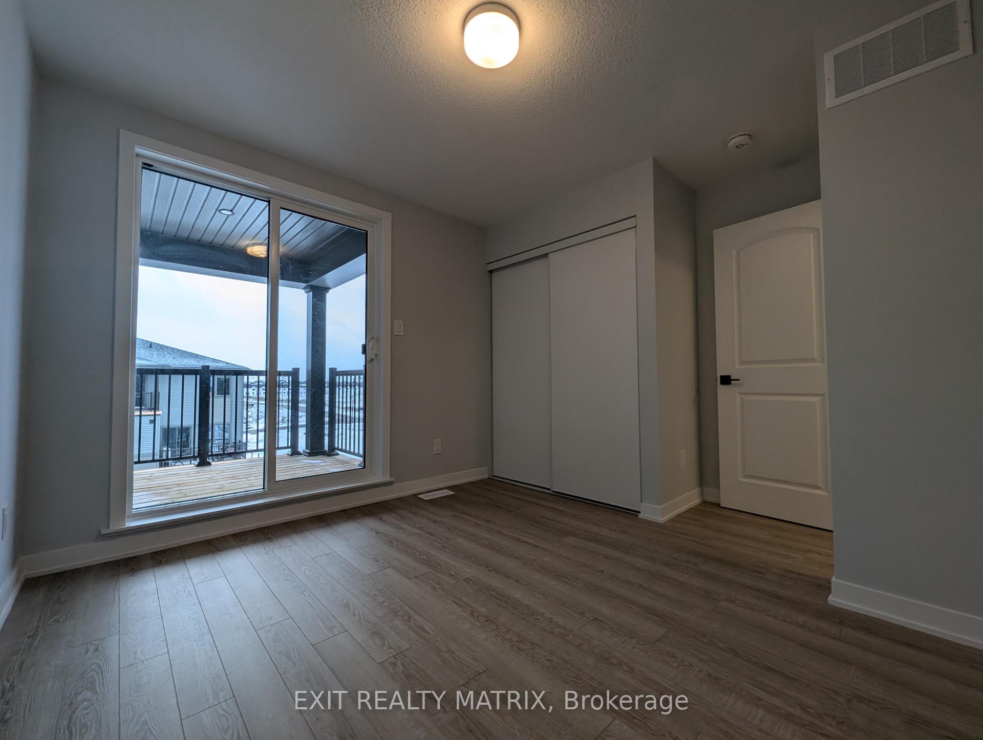 Photo 8 of 312 Parnian Private, Ottawa, Barrhaven - Half Moon Bay — HOMEH