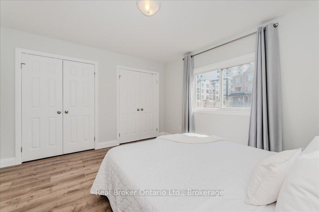 Photo 17 of Unit C14, 240 Westmeadow Drive, Kitchener — HOMEH