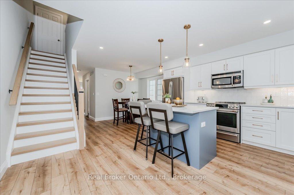 Photo 22 of Unit C14, 240 Westmeadow Drive, Kitchener — HOMEH