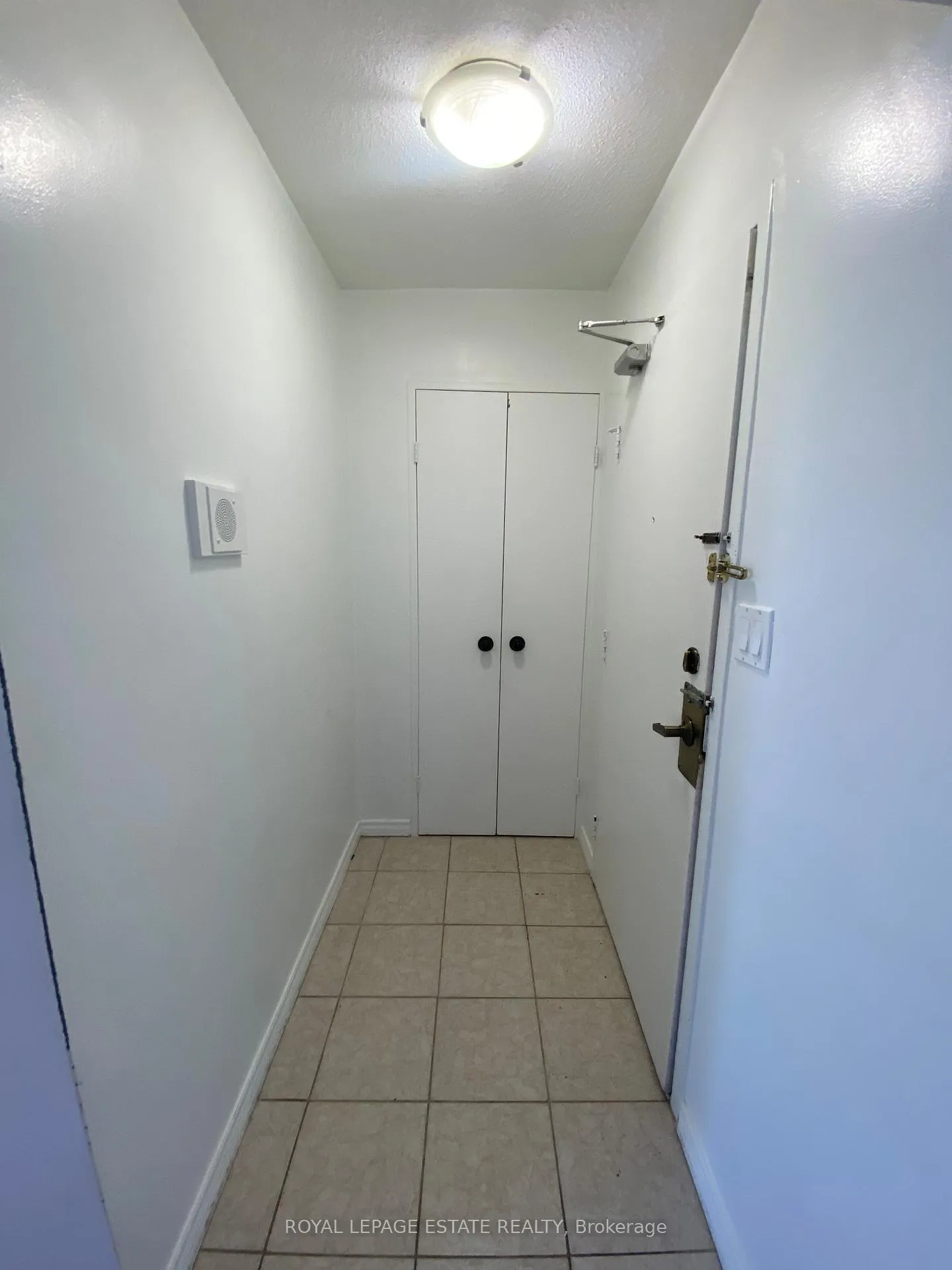 Photo 3 of Unit 1503, 20 Edgecliff Golfway, Toronto, Flemingdon Park — HOMEH