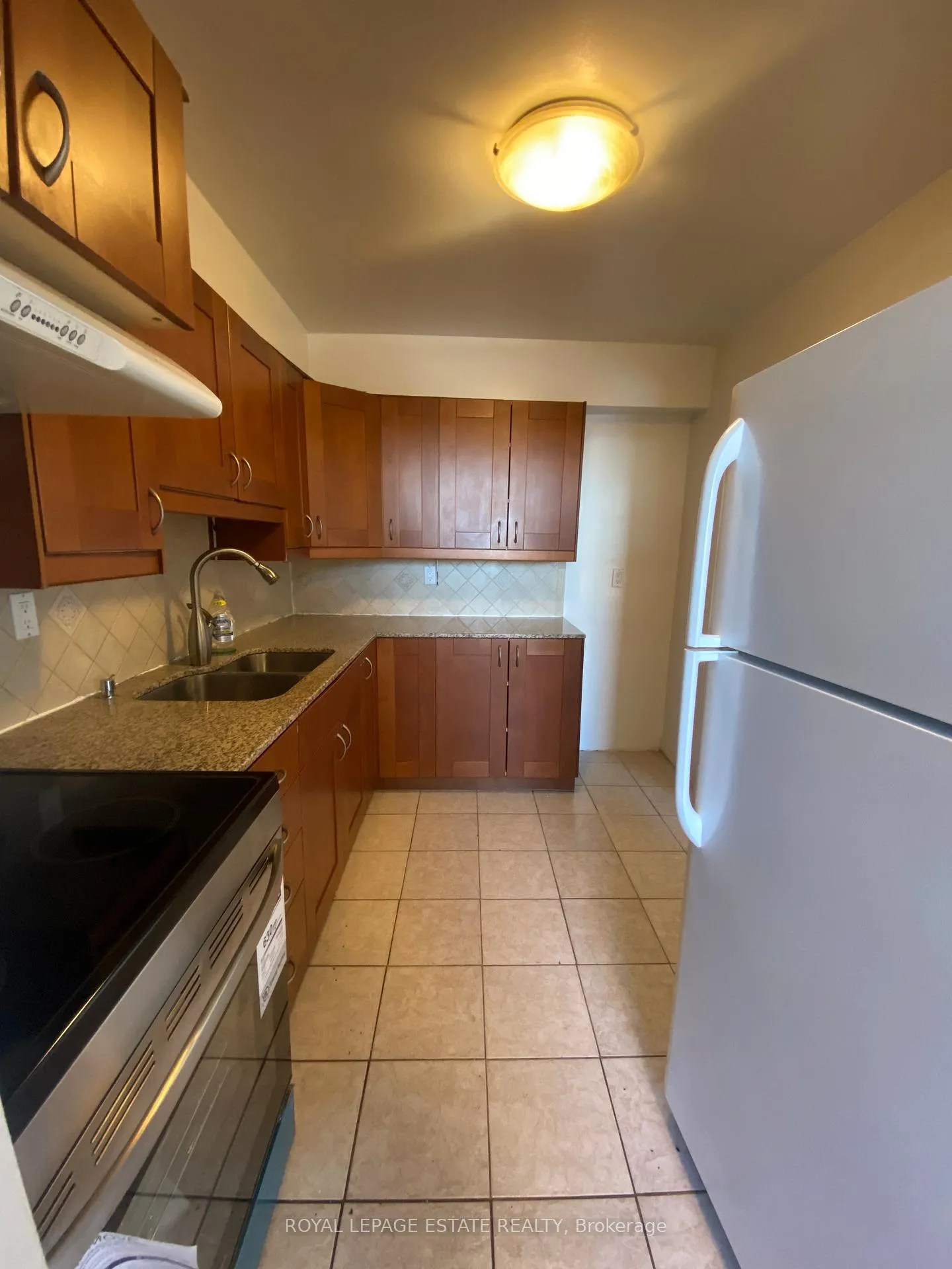 Photo 9 of Unit 1503, 20 Edgecliff Golfway, Toronto, Flemingdon Park — HOMEH