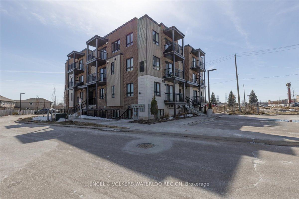 Front of Unit A4, 1331 Countrystone Drive