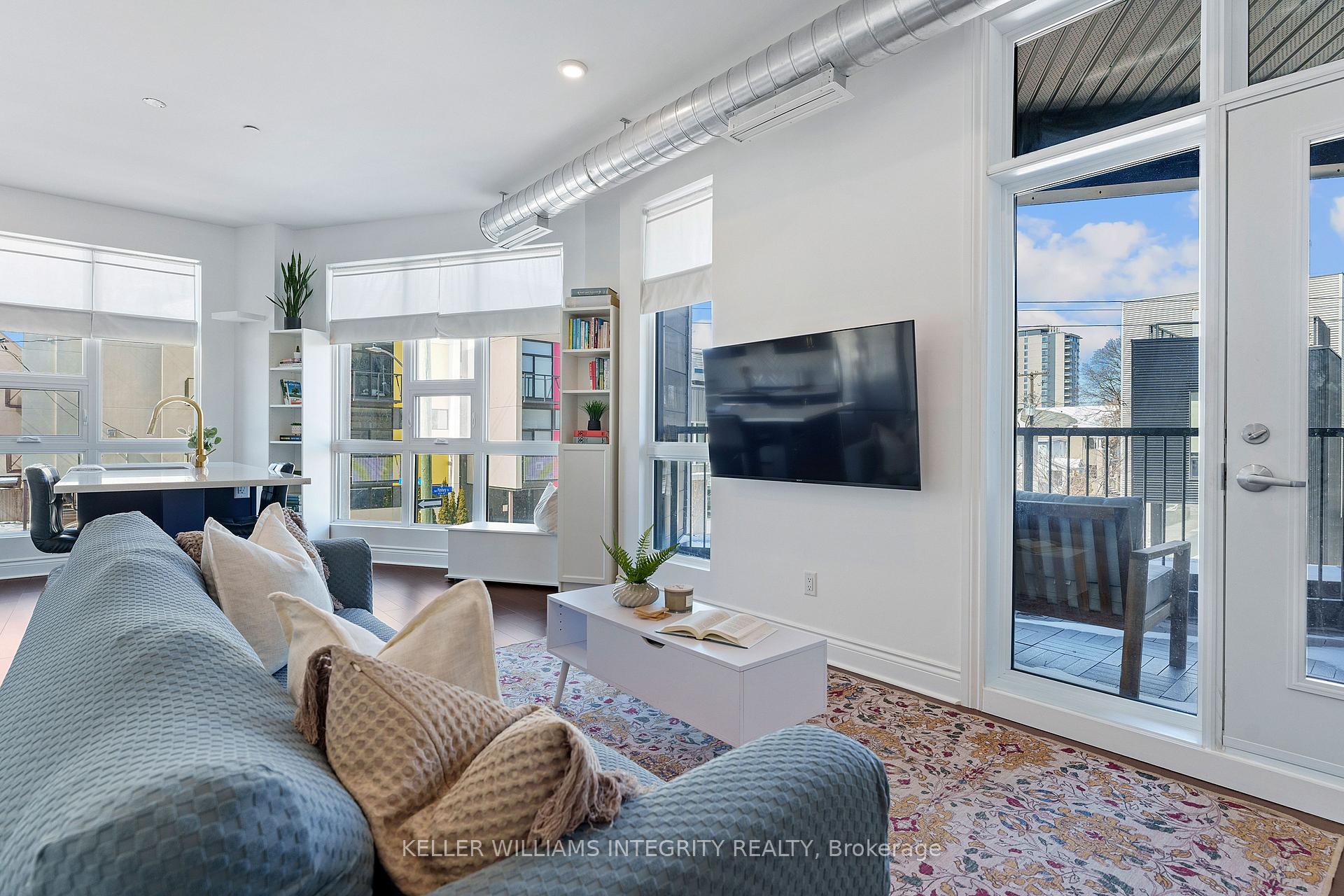 Photo 3 of Unit 201, 101 Pinhey Street, Ottawa, Hintonburg — HOMEH