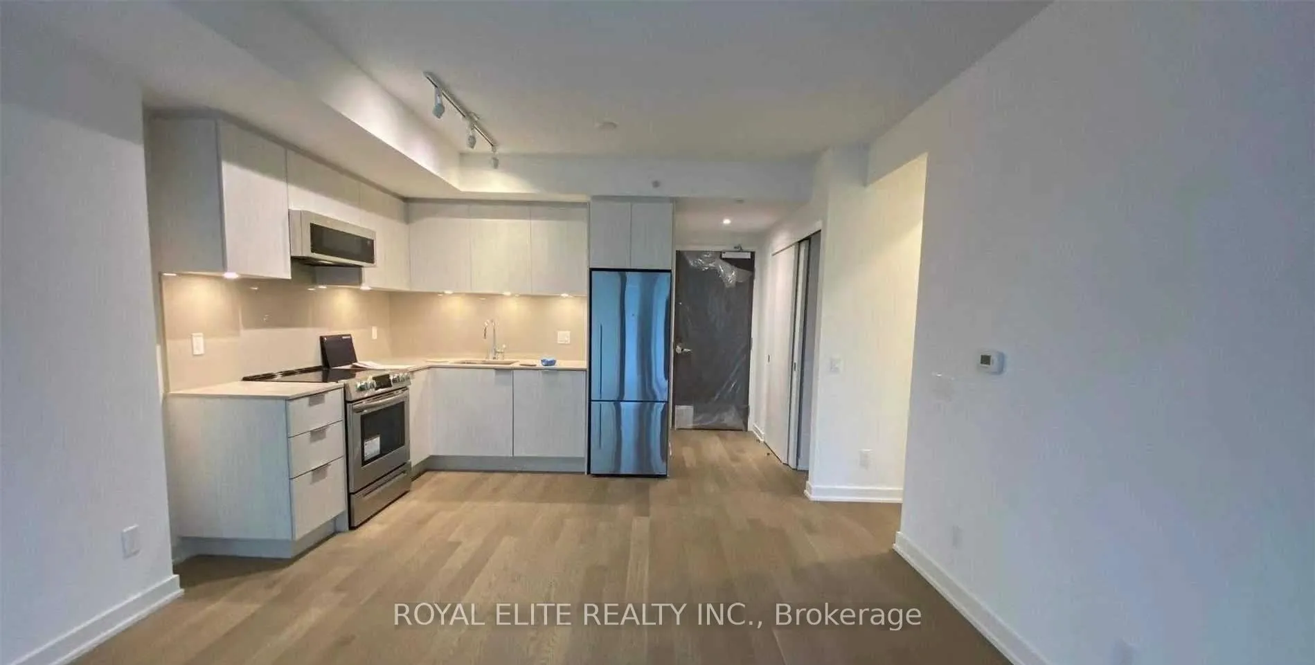Photo 1 of Unit 711, 25 Richmond Street E, Toronto, Church-Yonge Corridor — HOMEH