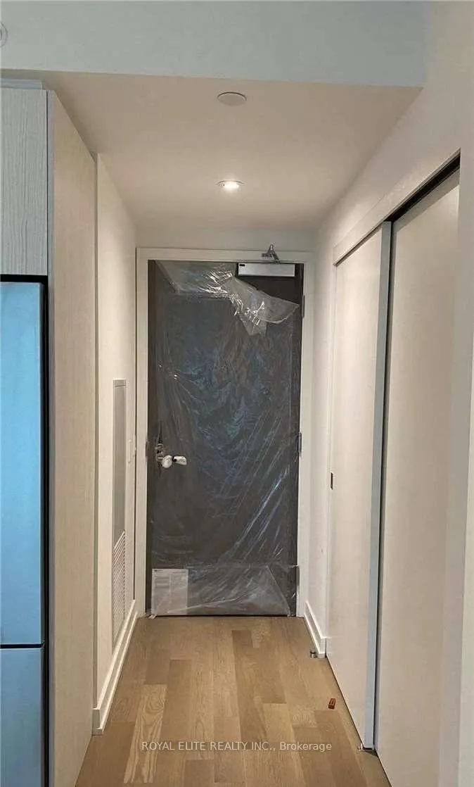 Photo 2 of Unit 711, 25 Richmond Street E, Toronto, Church-Yonge Corridor — HOMEH