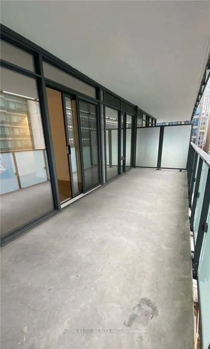 Photo 3 of Unit 711, 25 Richmond Street E, Toronto, Church-Yonge Corridor — HOMEH