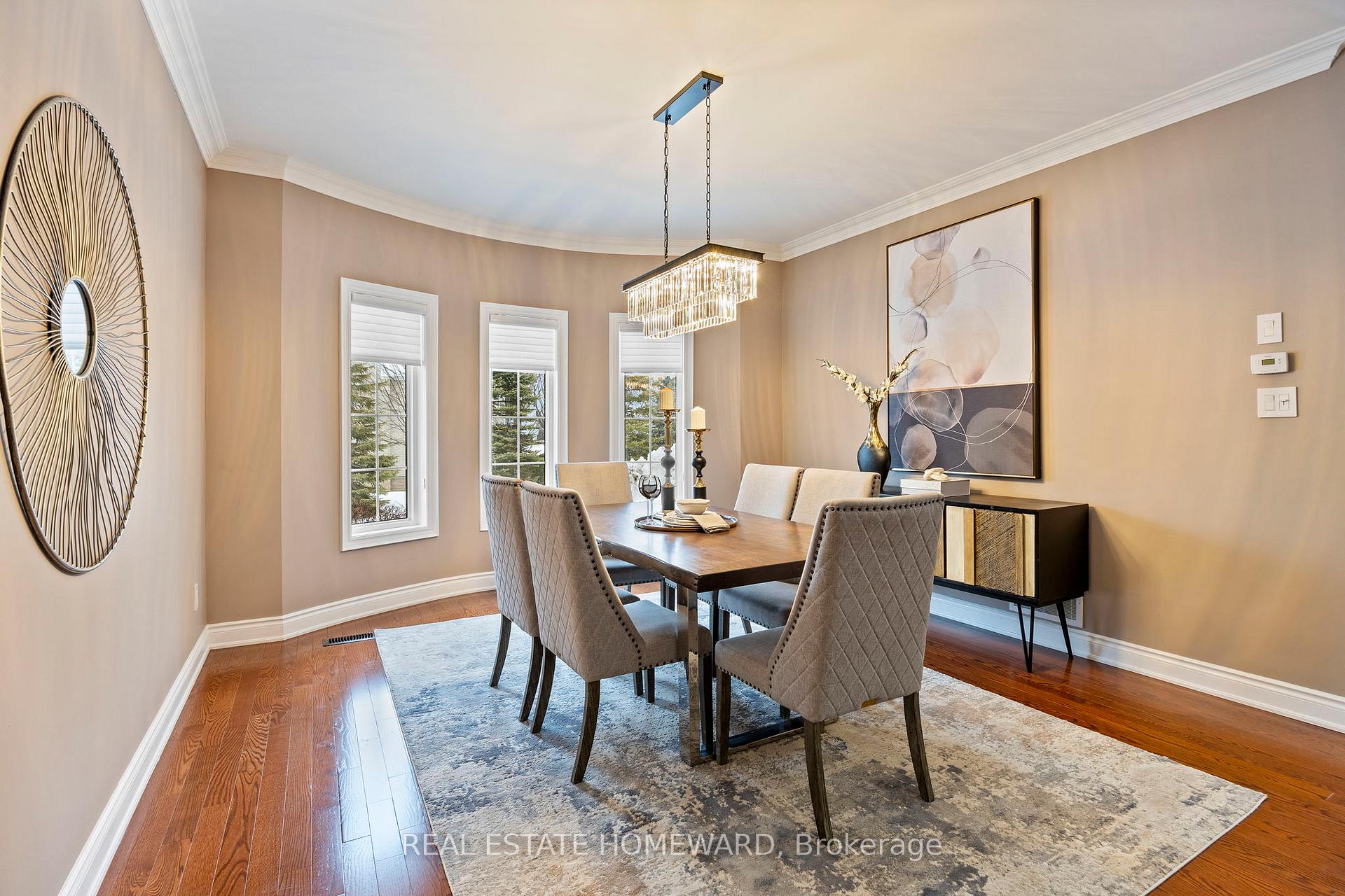 Photo 7 of 79 Stonecliffe Crescent, Aurora, Aurora Estates — HOMEH