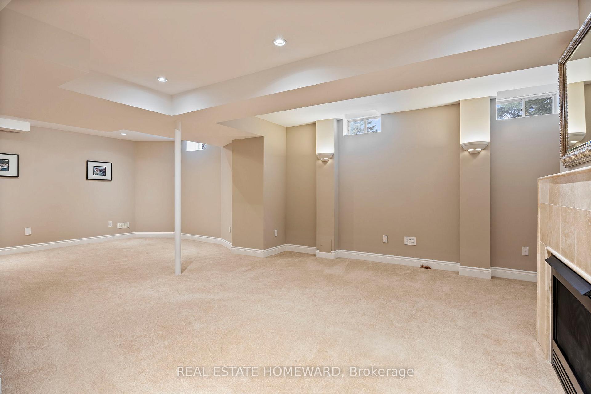 Photo 38 of 79 Stonecliffe Crescent, Aurora, Aurora Estates — HOMEH