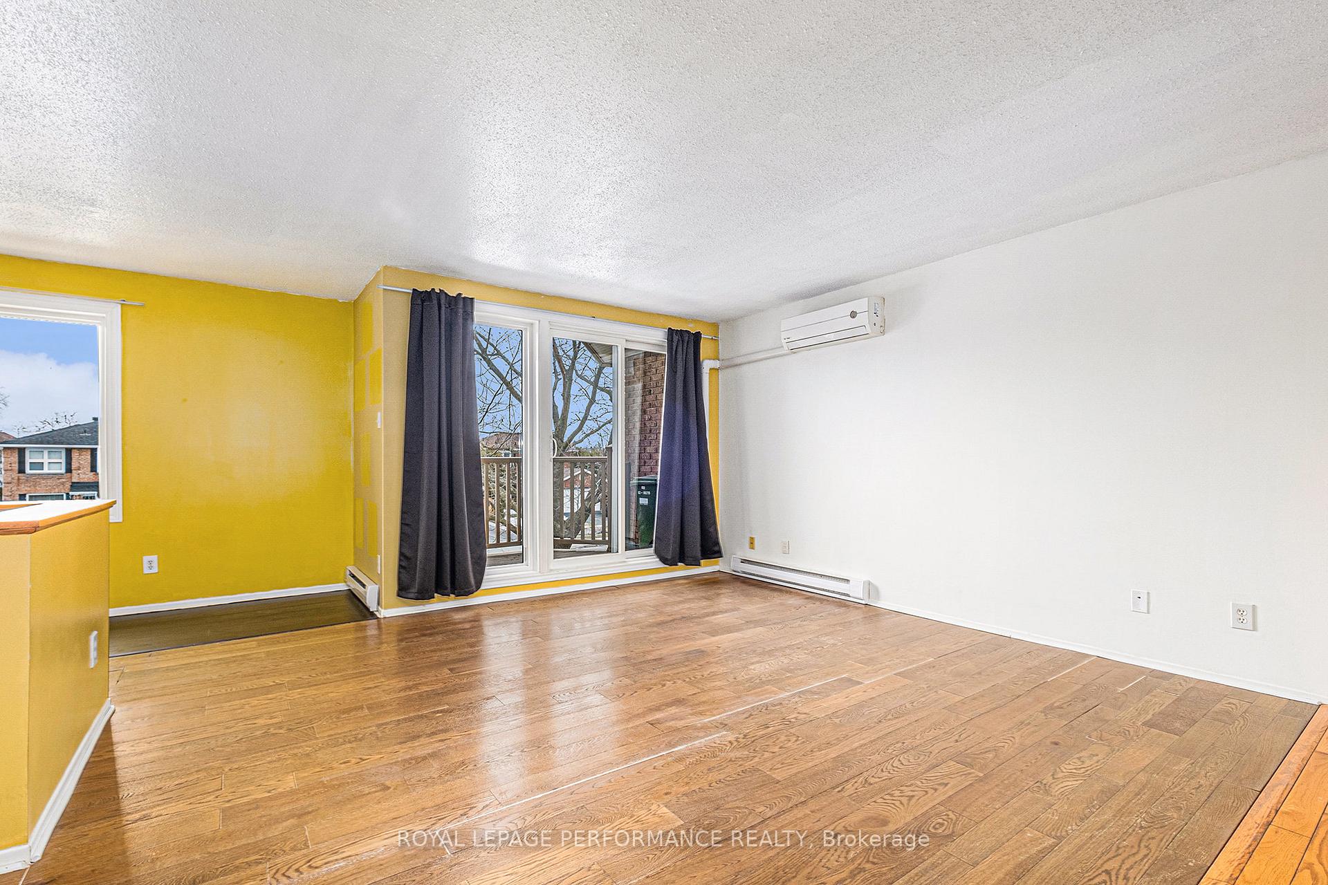 Photo 3 of Unit 205, 535 Canteval Terrace, Ottawa, Fallingbrook/Pineridge — HOMEH