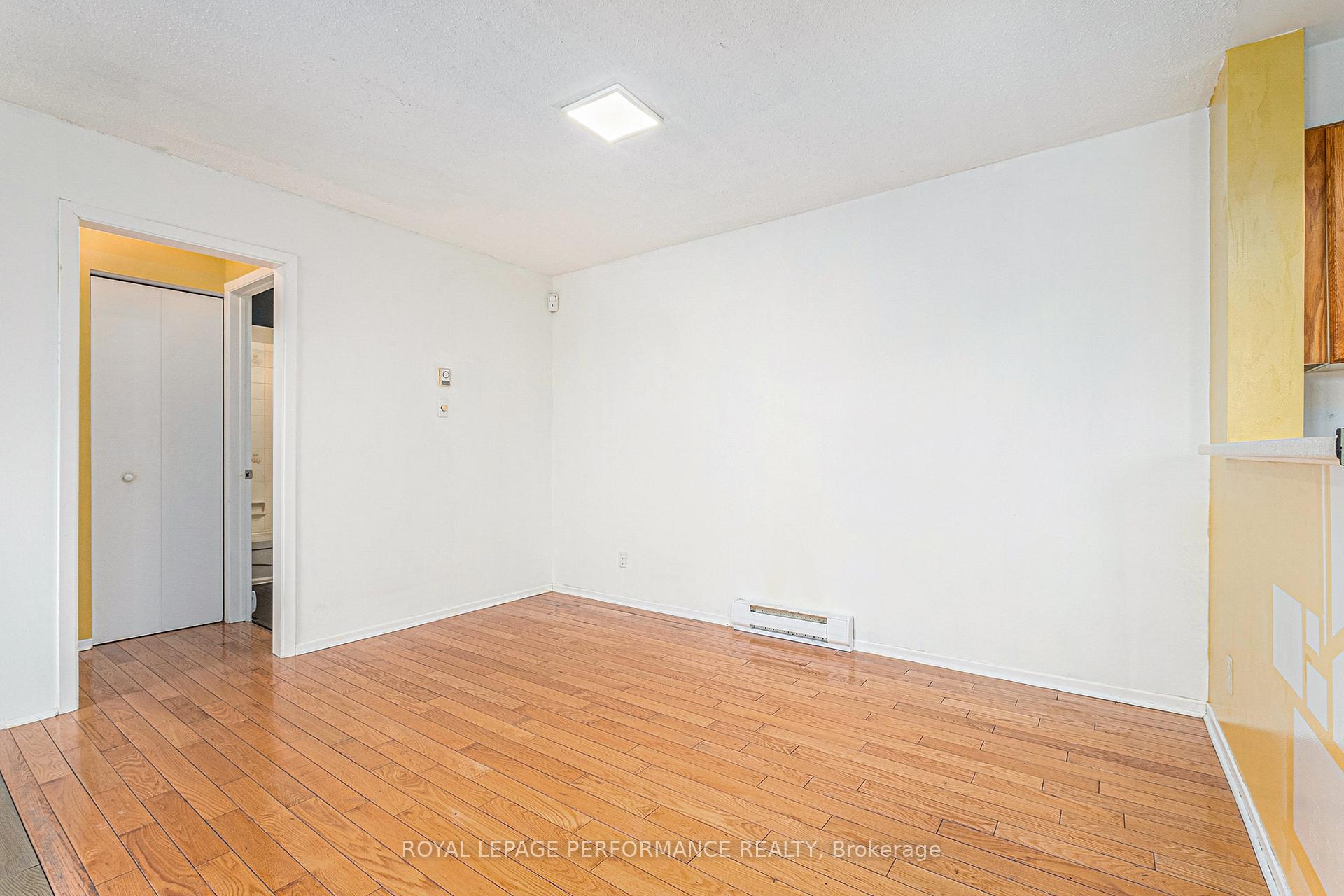 Photo 8 of Unit 205, 535 Canteval Terrace, Ottawa, Fallingbrook/Pineridge — HOMEH